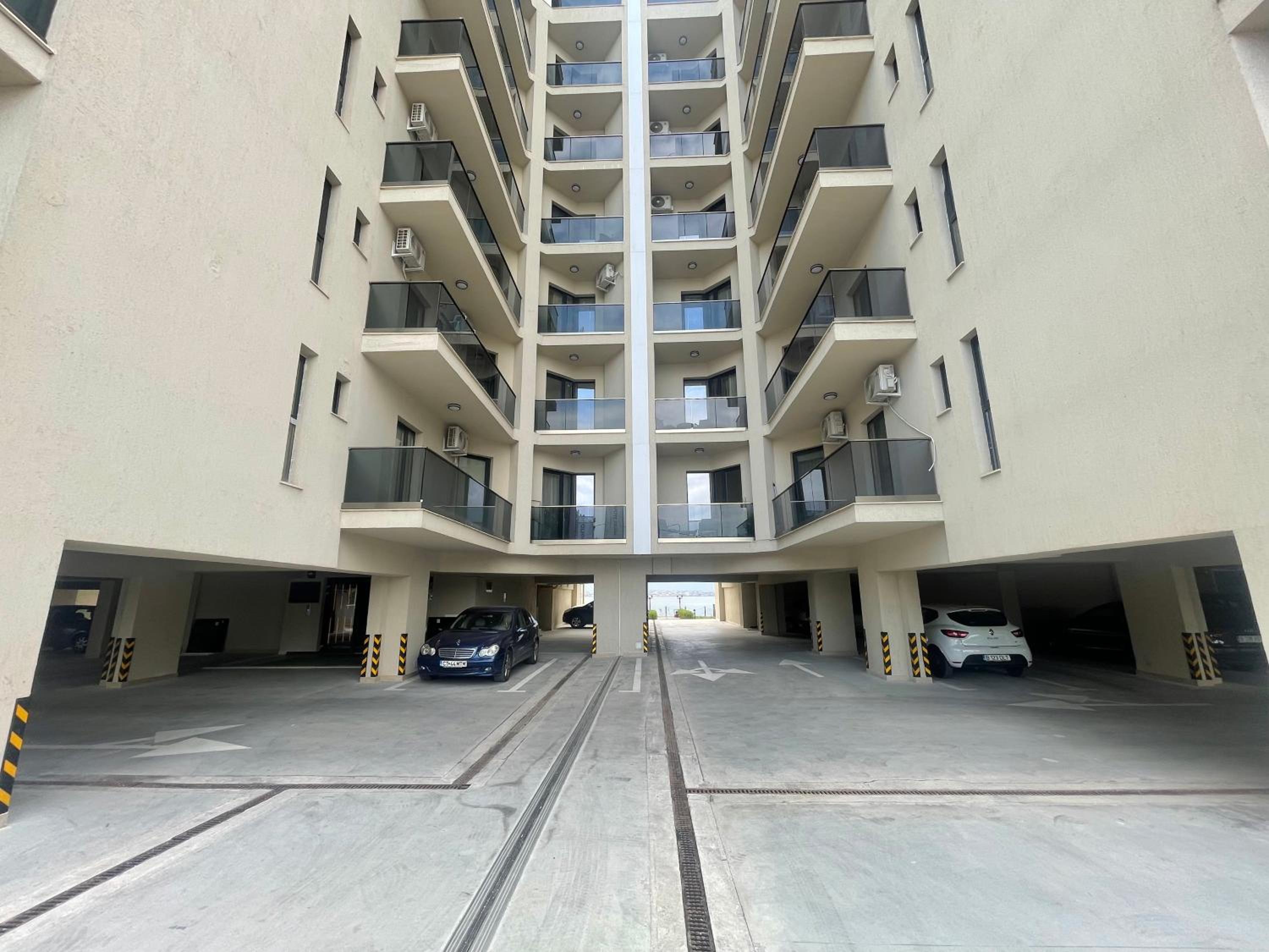 SOLID BARRELS LUXURY APARTMENTS