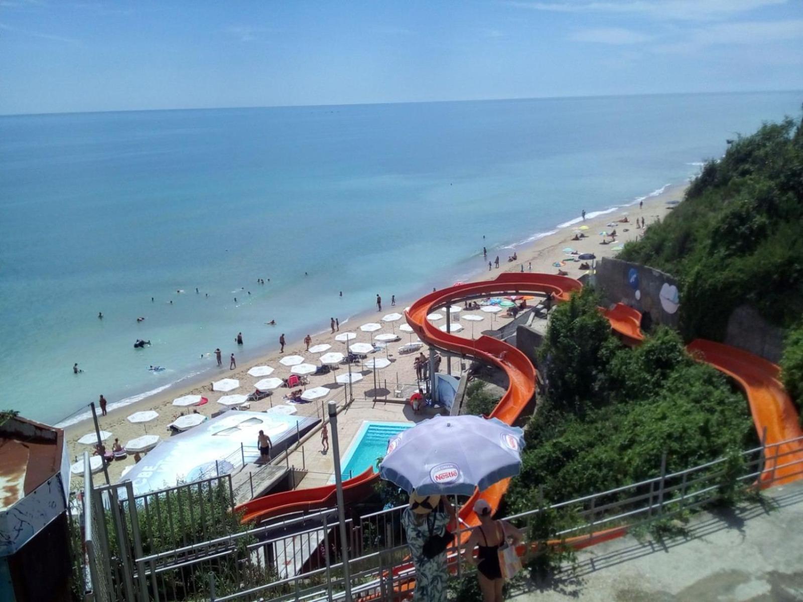 Silver Beach B16