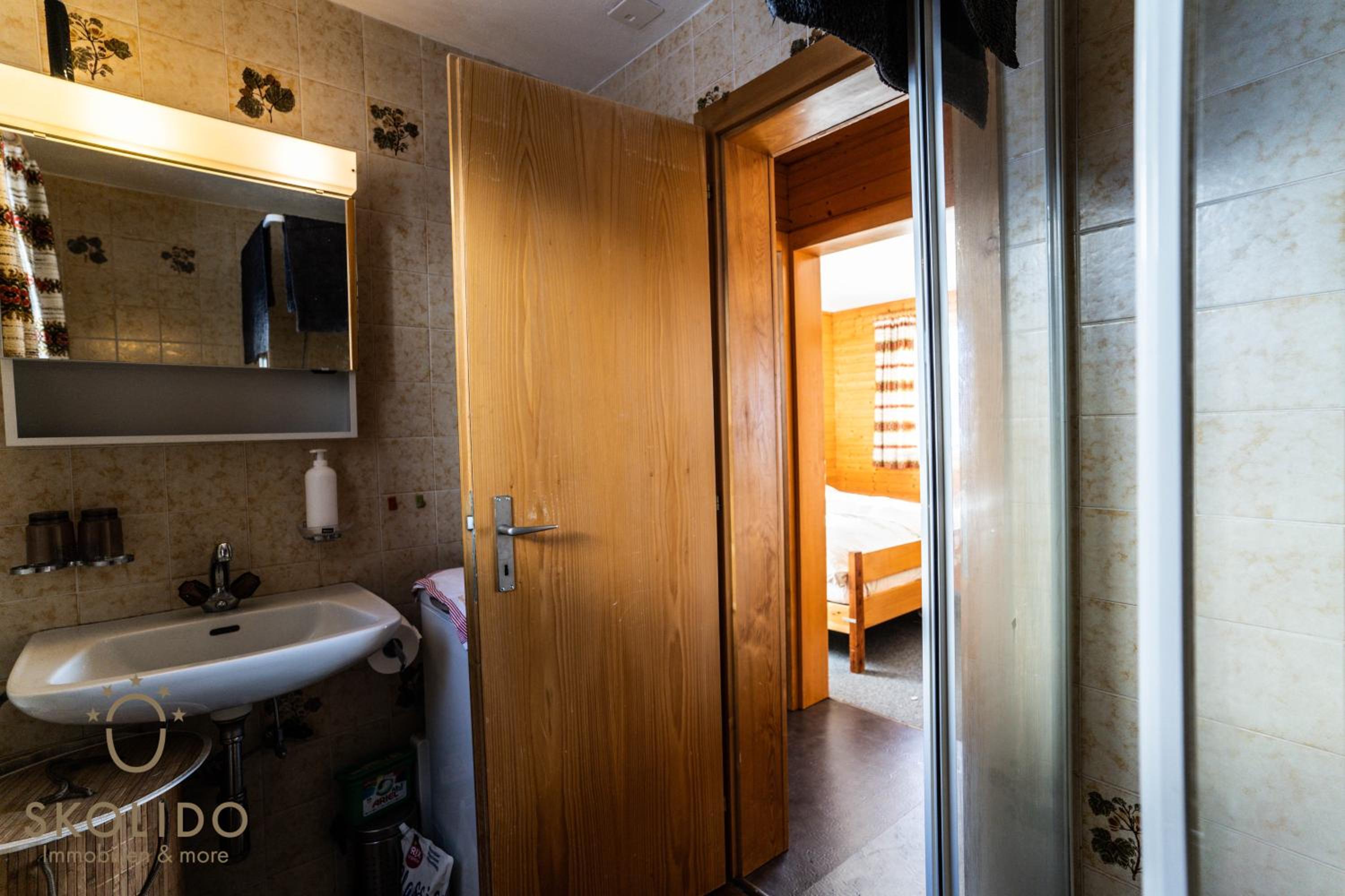 Photo 18