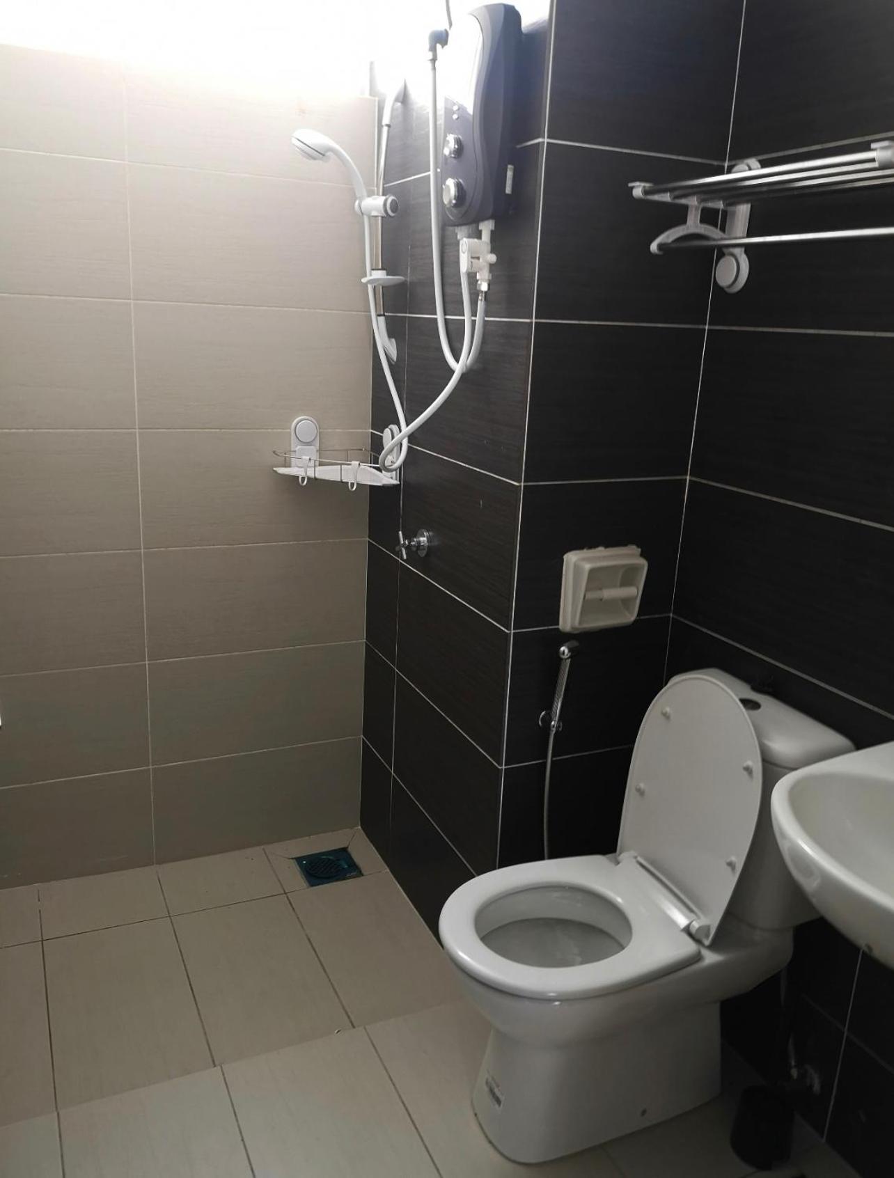 3BR Mount Austin @Midori Green (1 to 8pax)