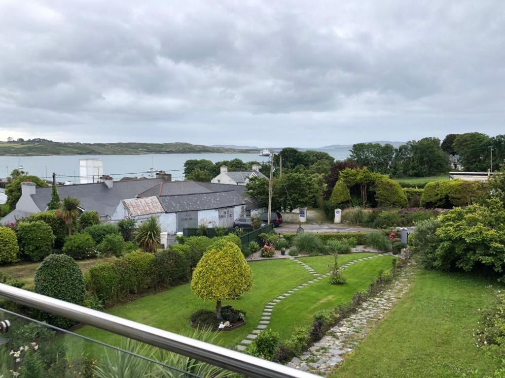Hotel Beautiful Holiday Home in Schull - Image 1