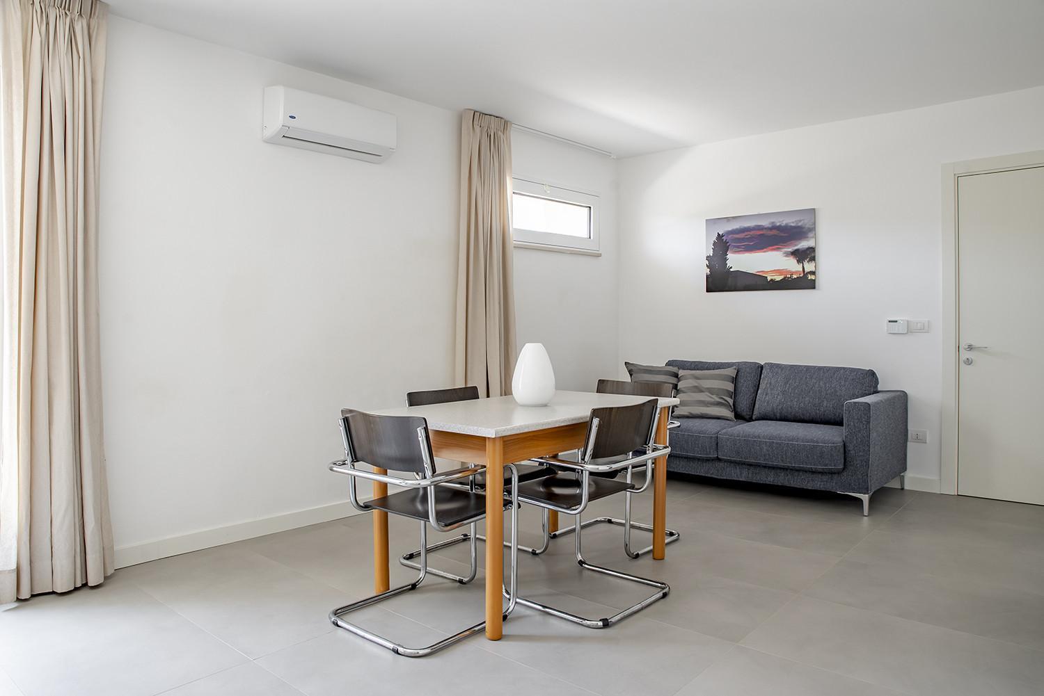 Floridia Apartments with garden