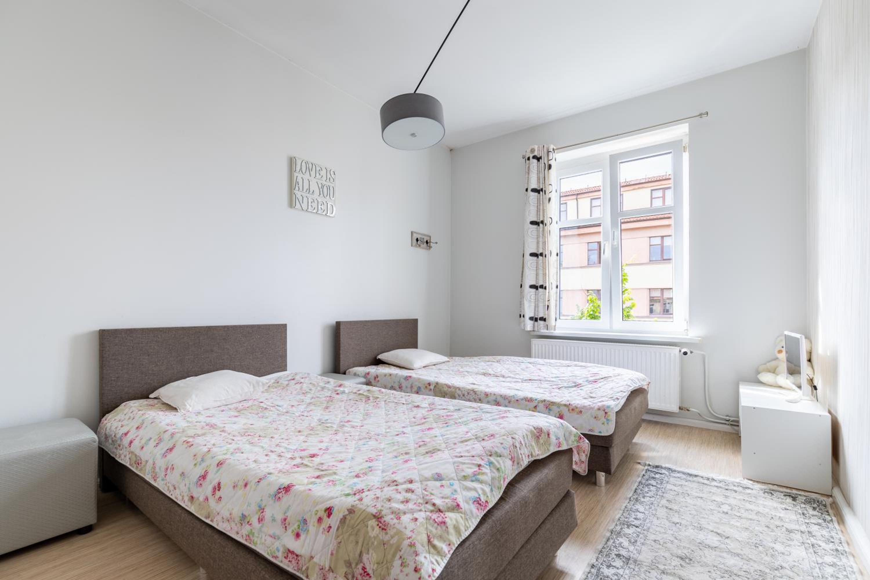 Old Town Hearh Light and Open Modern Flat VIP view 2