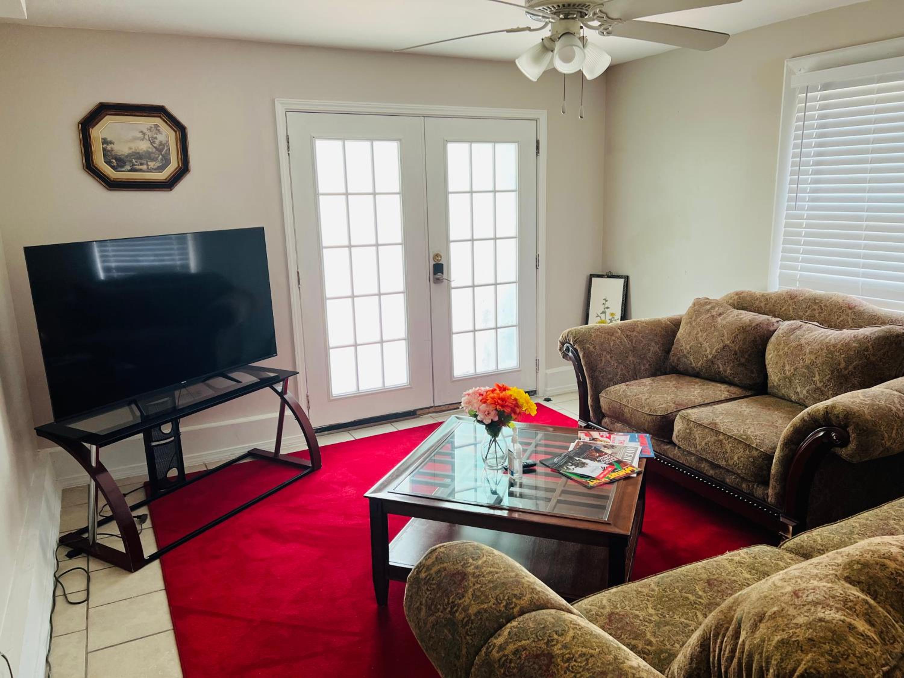 Near French Quarter Nice Two Bedrooms+ view 5