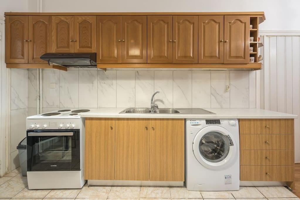 The Athenian Apartment