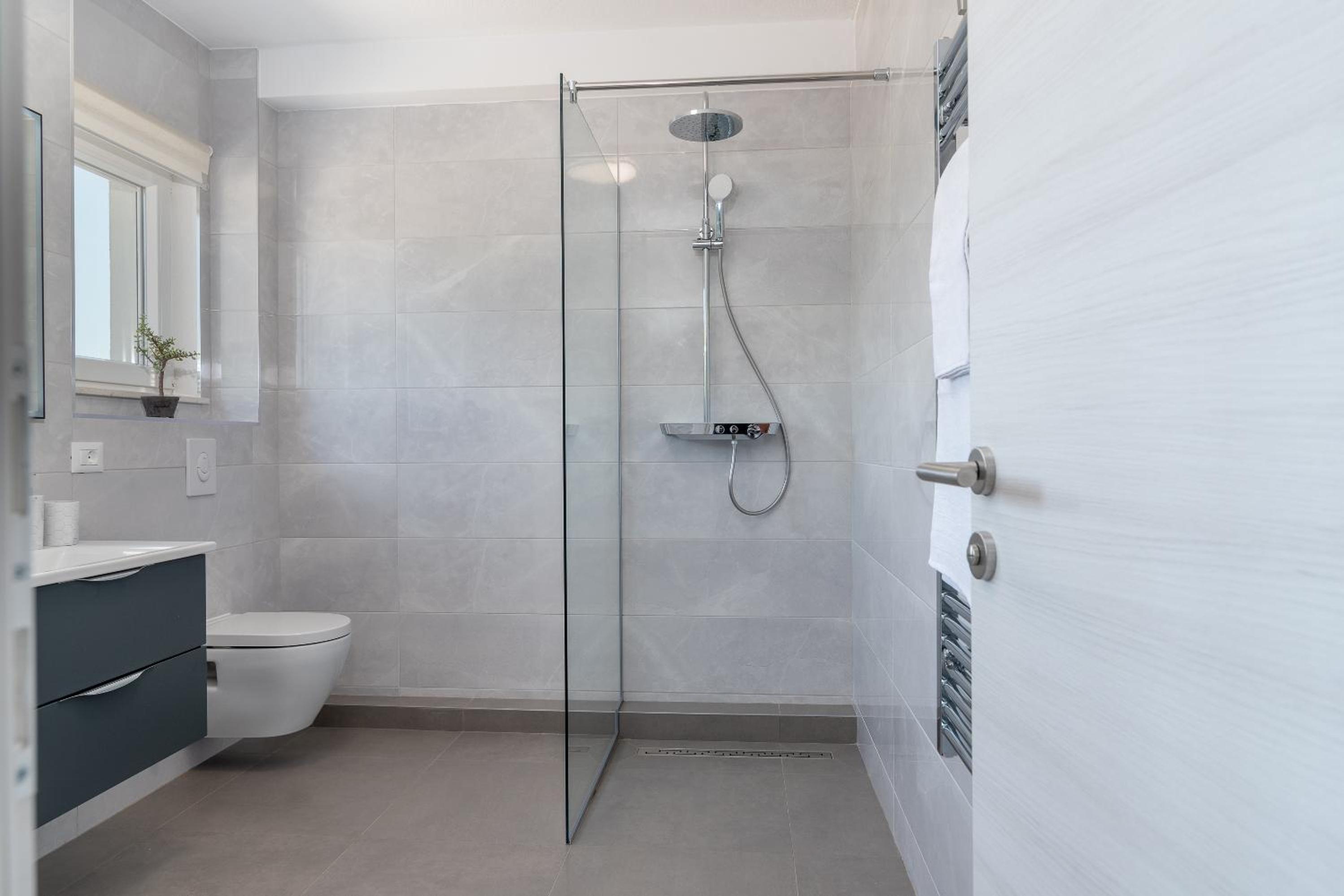 Adria Beach House - Lavendar view 4