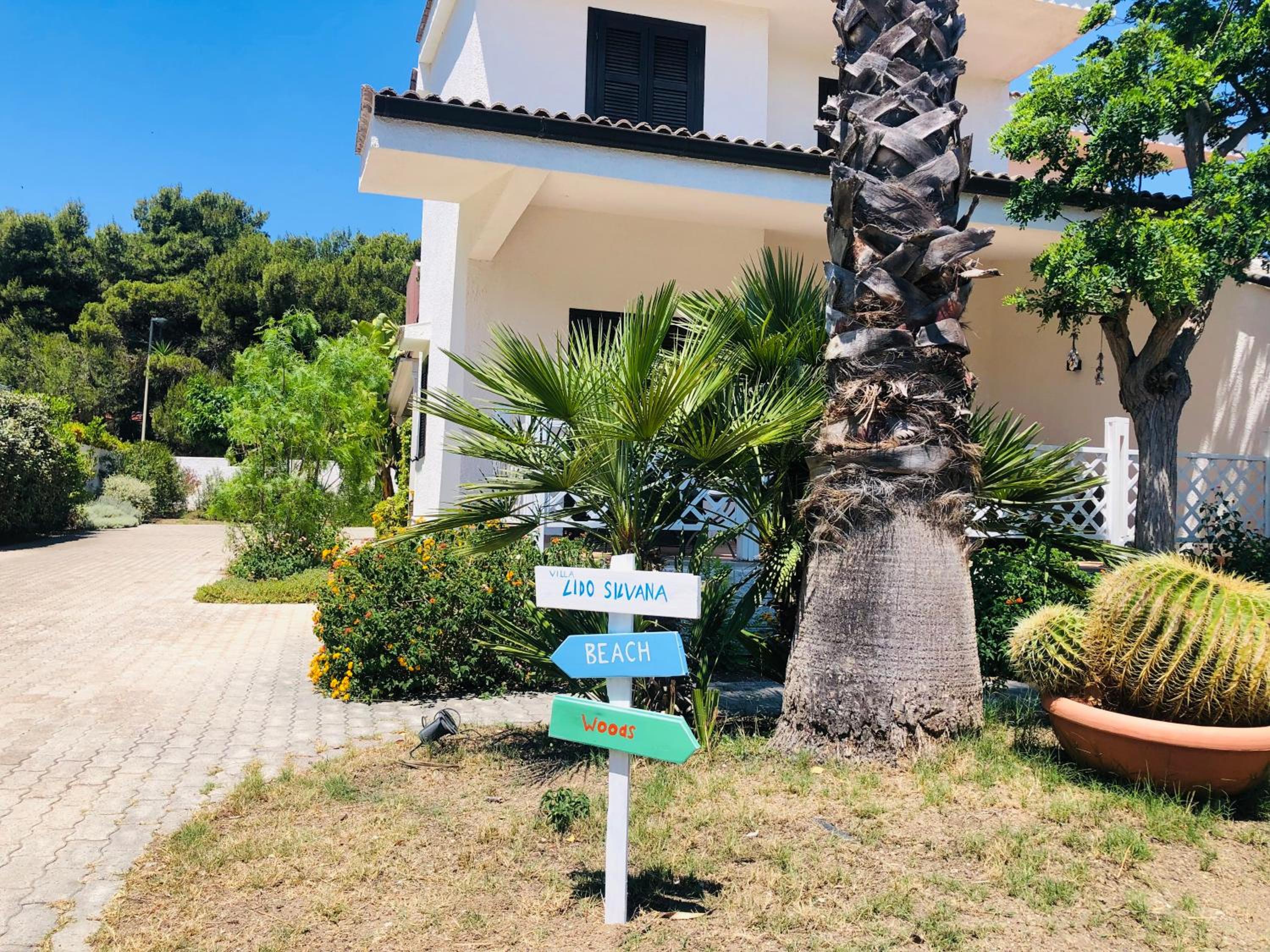 Villa Lido Silvana Marina di Pulsano view 2
