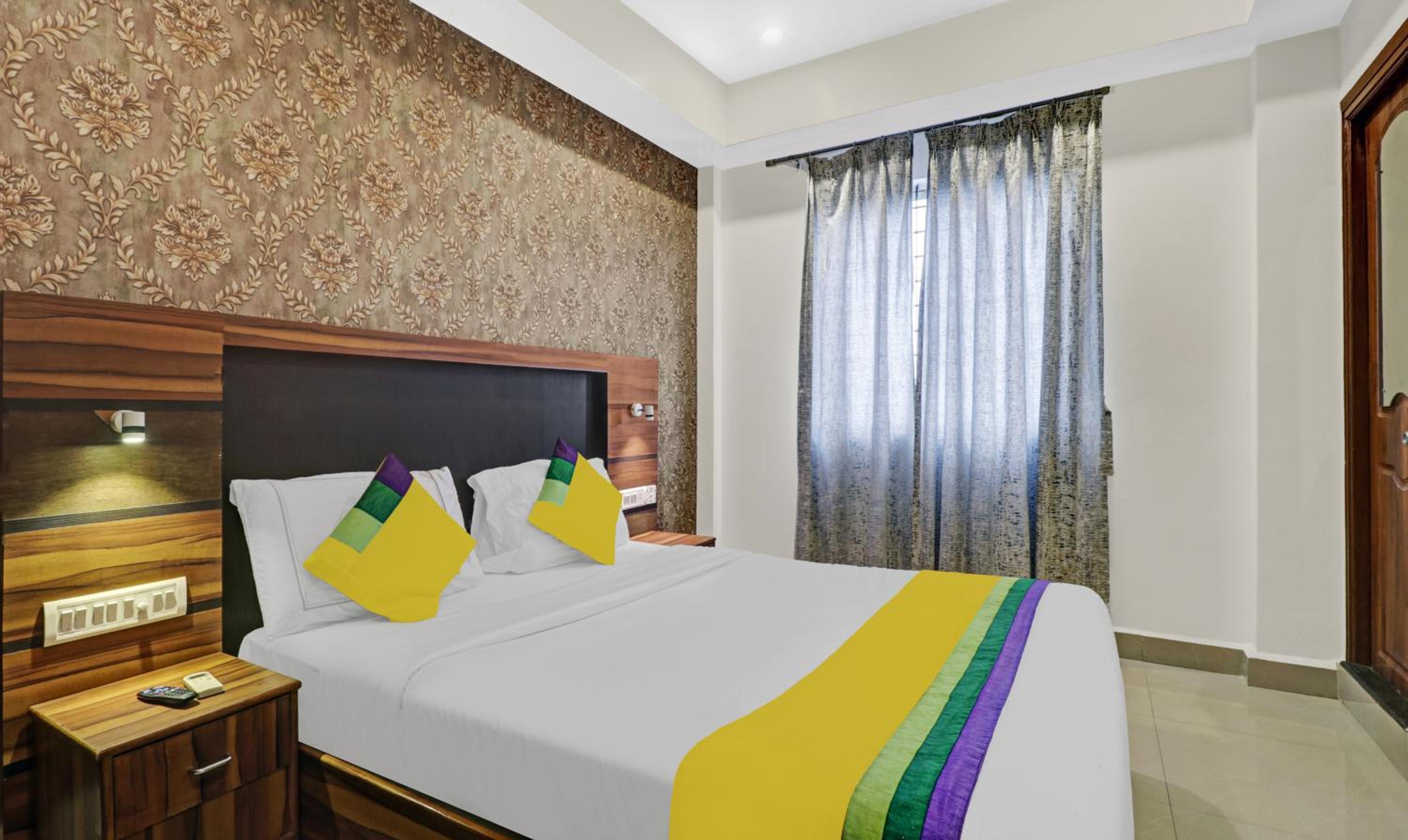 Itsy Hotels Elmas Golden Key