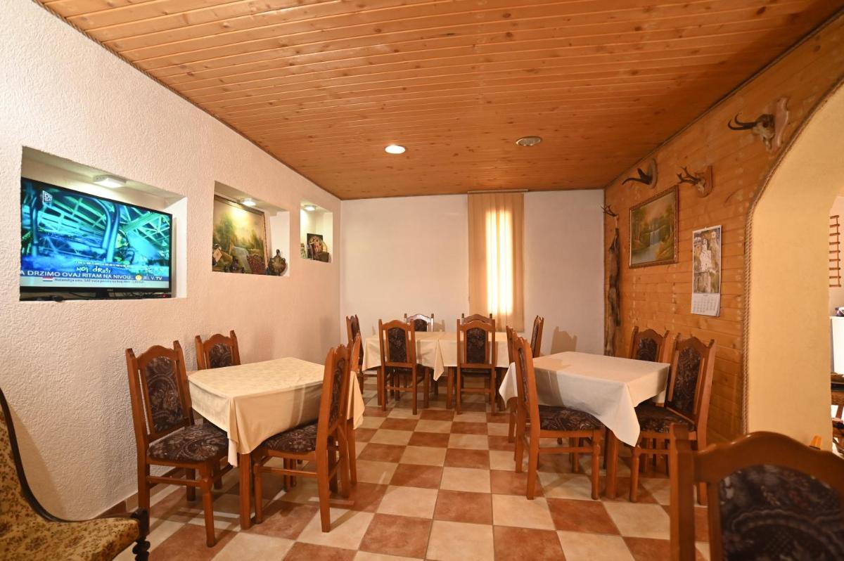Komovi Eko katun photo 3