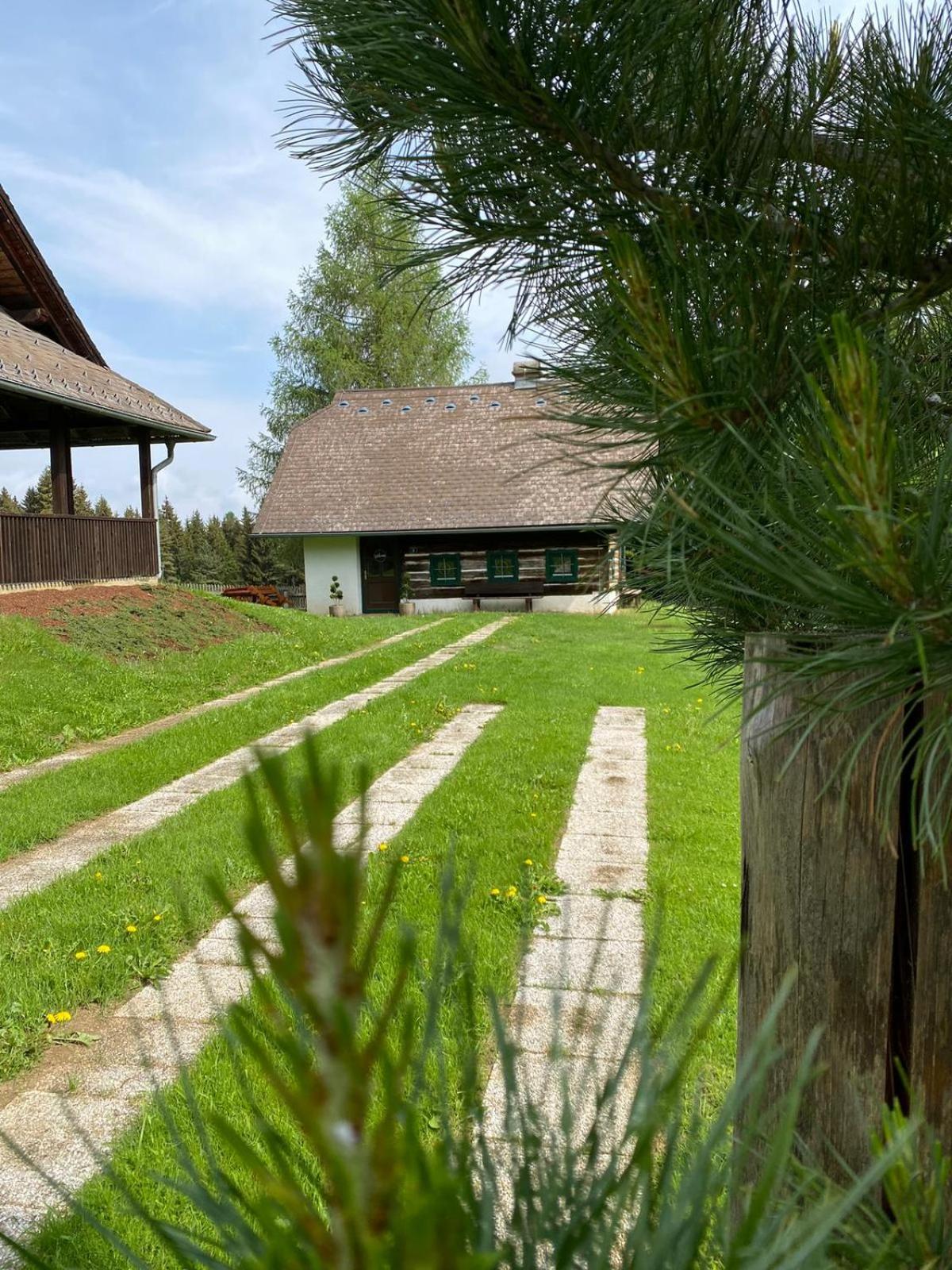 FERIENHAUS WALDTRAUM