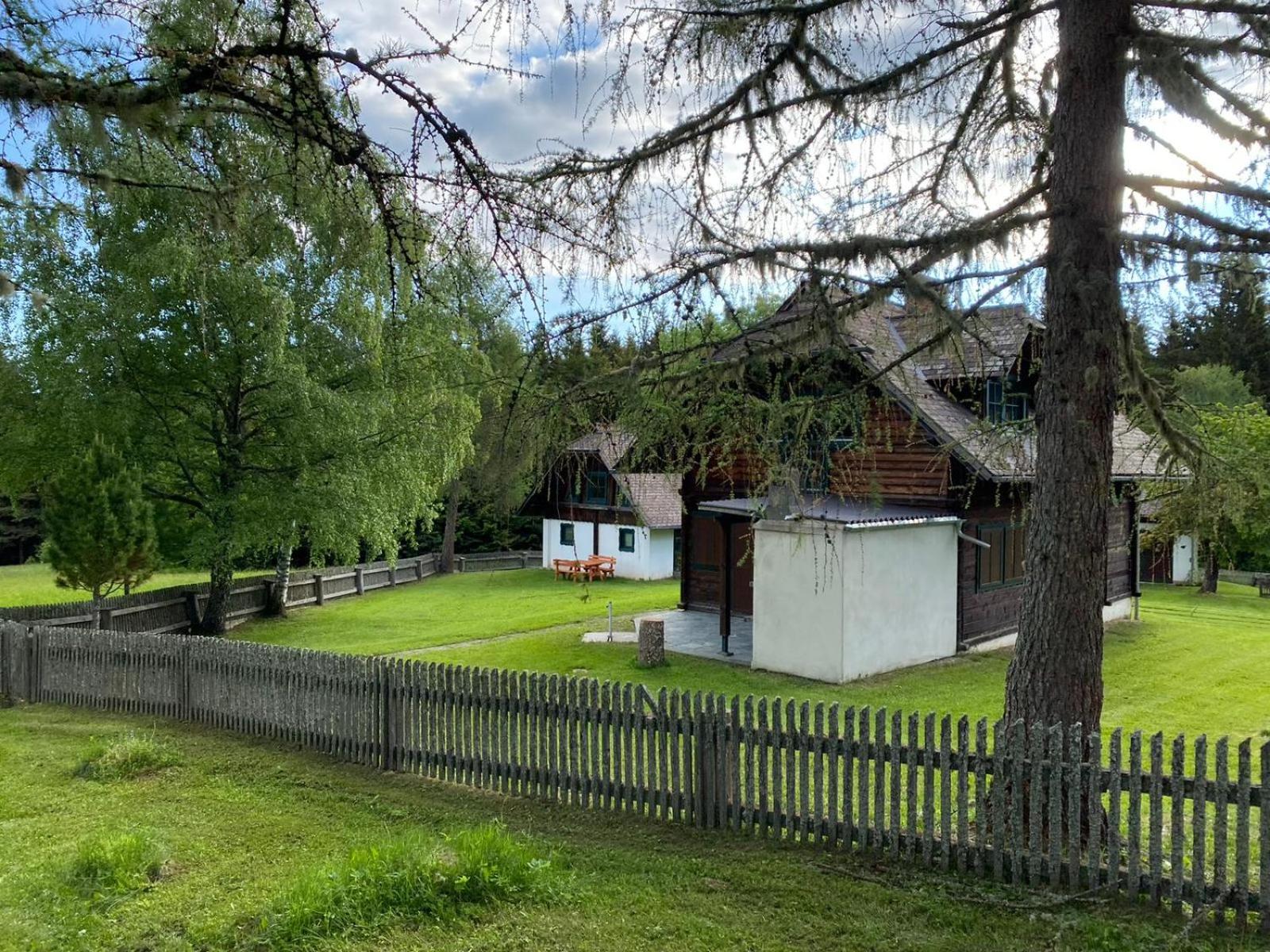 FERIENHAUS WALDTRAUM