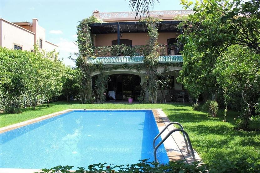 Magnifique villa avec piscine chauffée que pour famille
