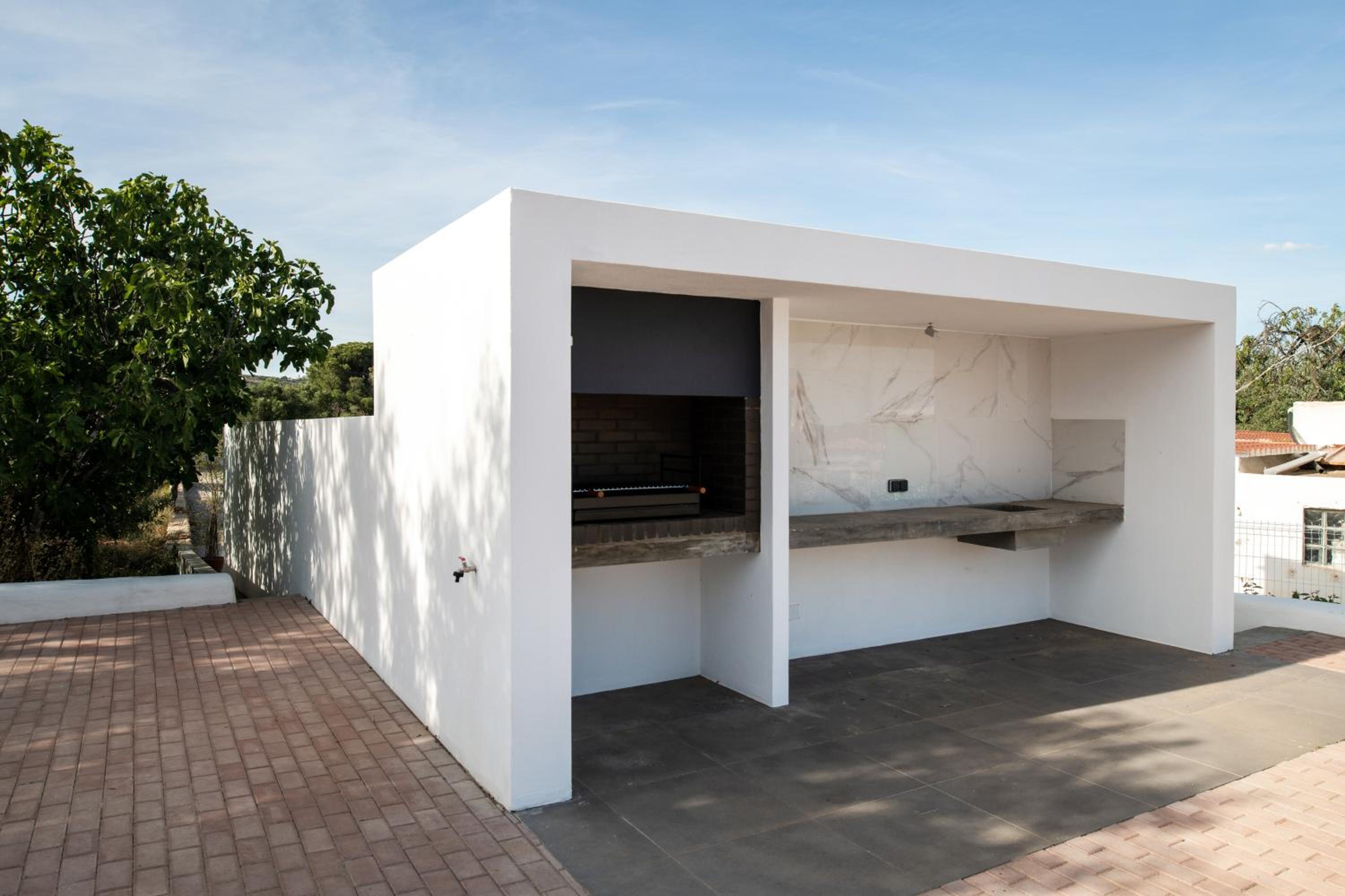 Casa Monte dos Entrudos view 4