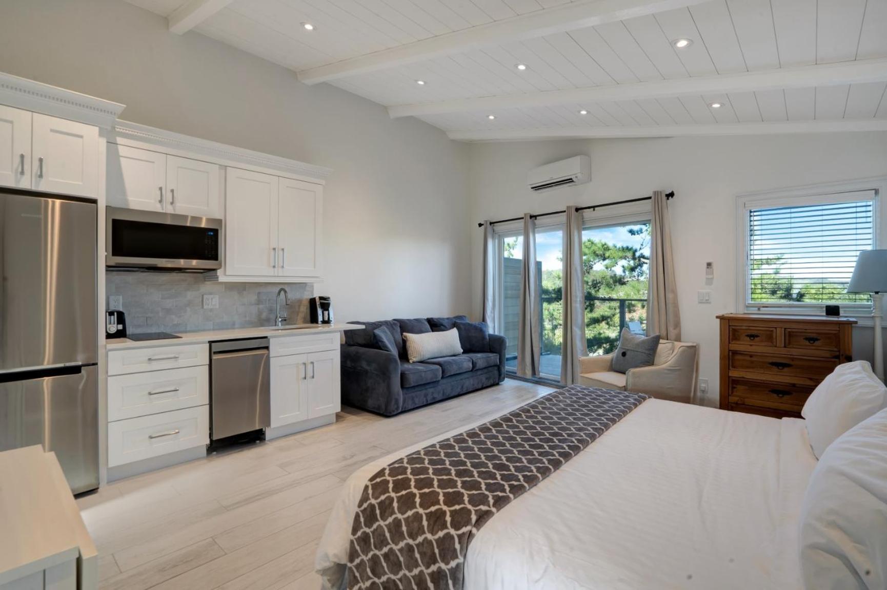 Driftwood Resort on the Ocean