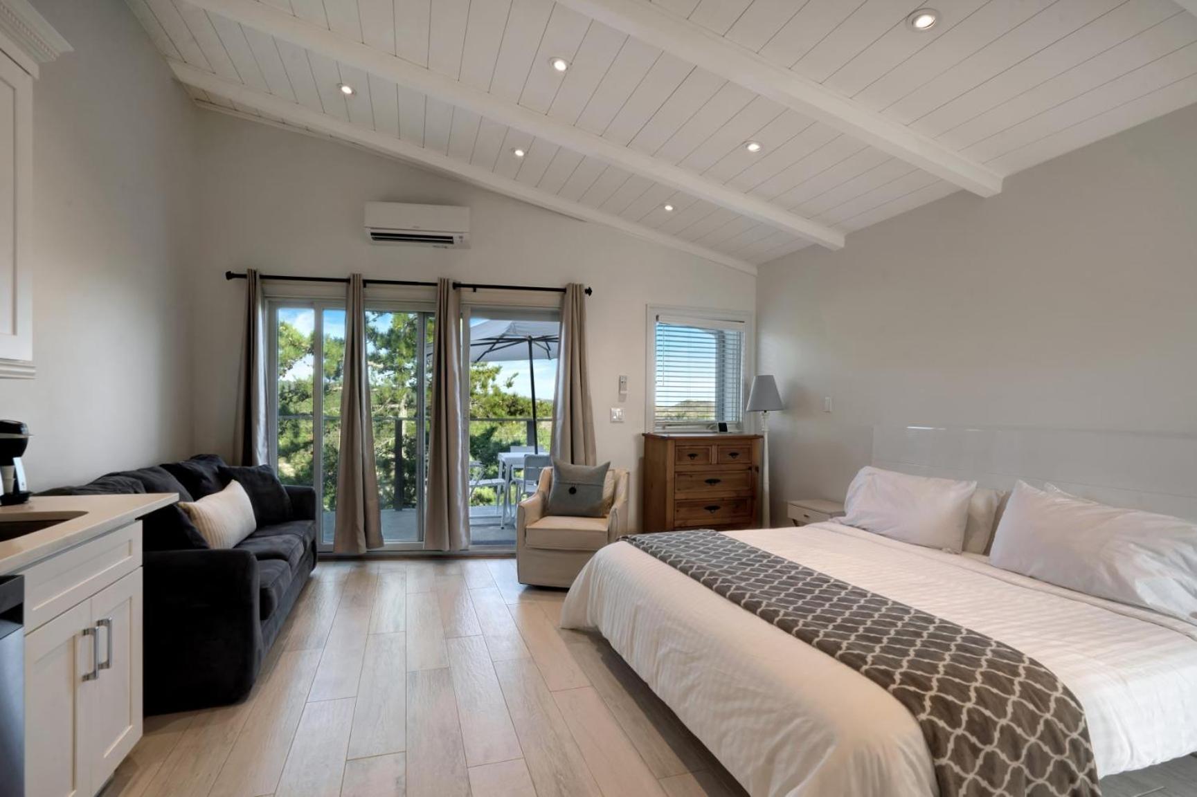 Driftwood Resort on the Ocean