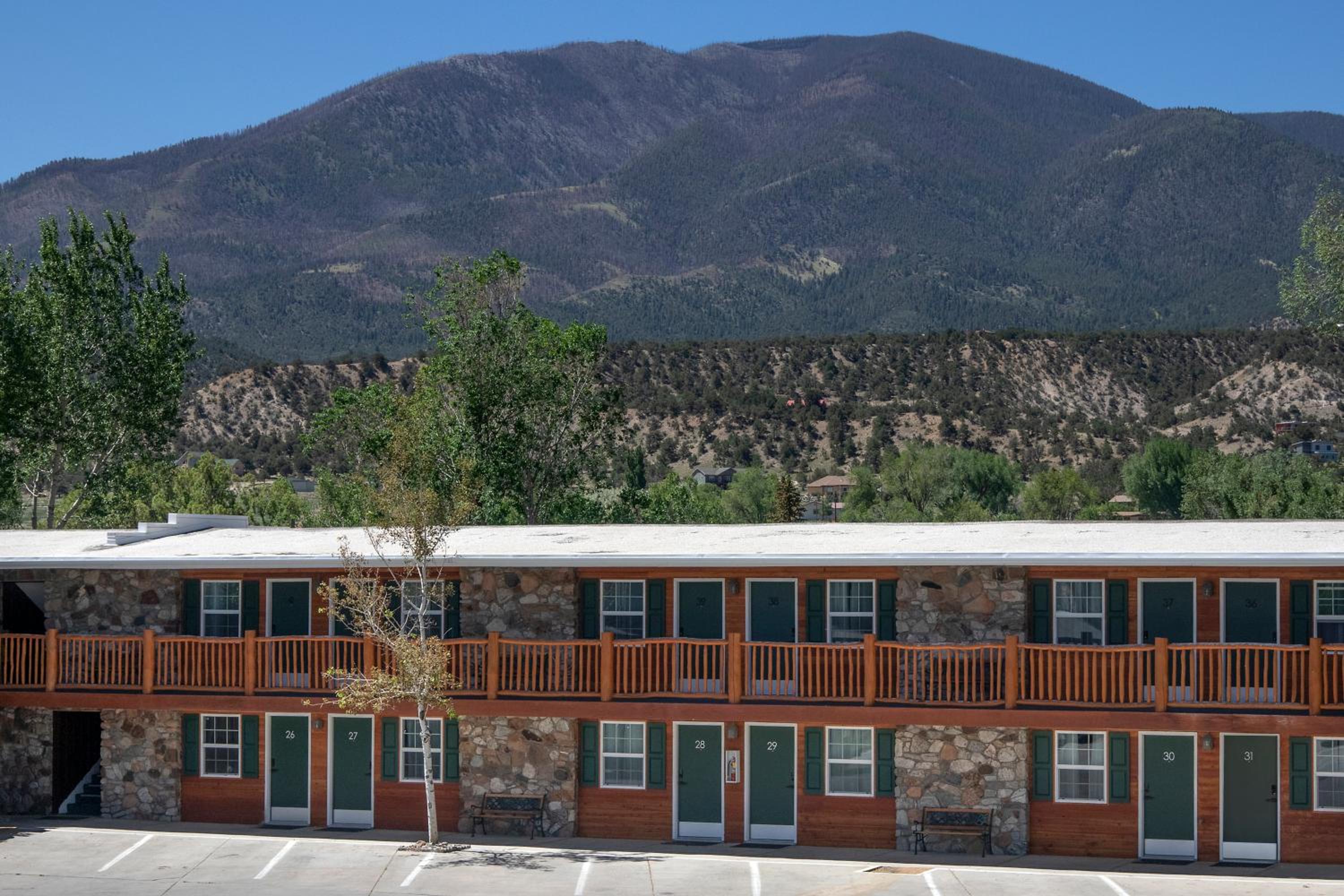 Silver Ridge Lodge