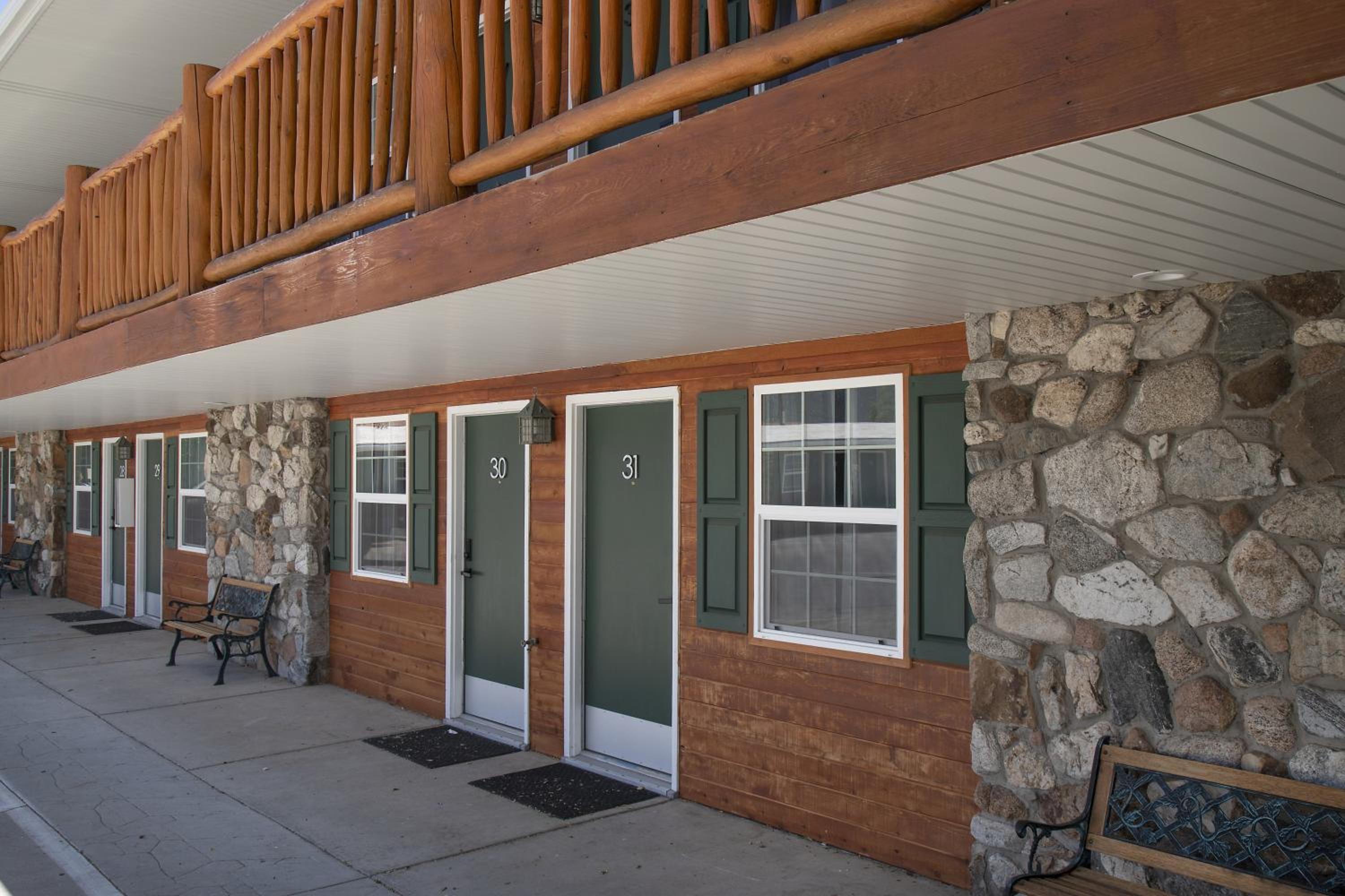 Silver Ridge Lodge