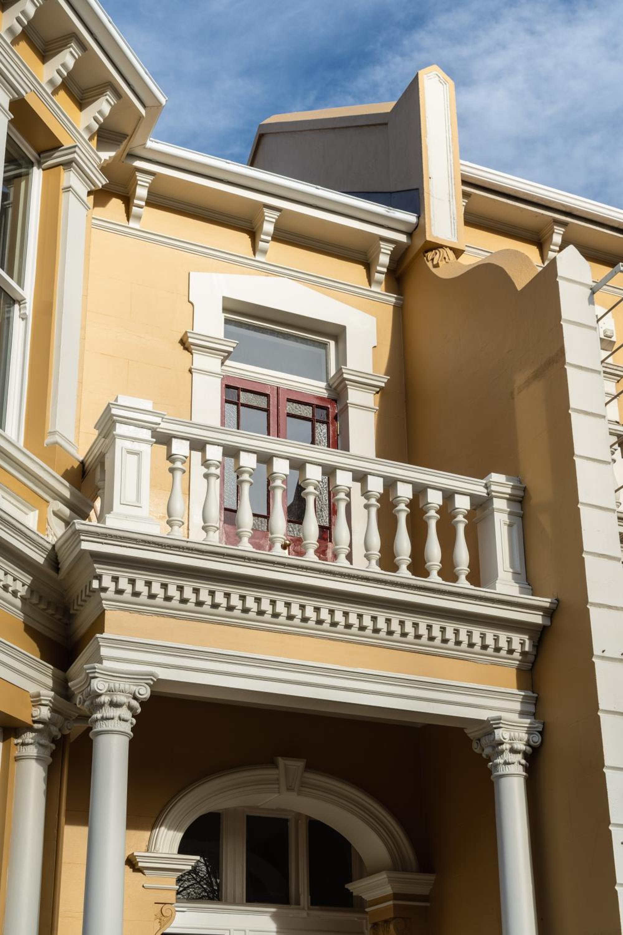 Luxury Apartment on Stuart view 2