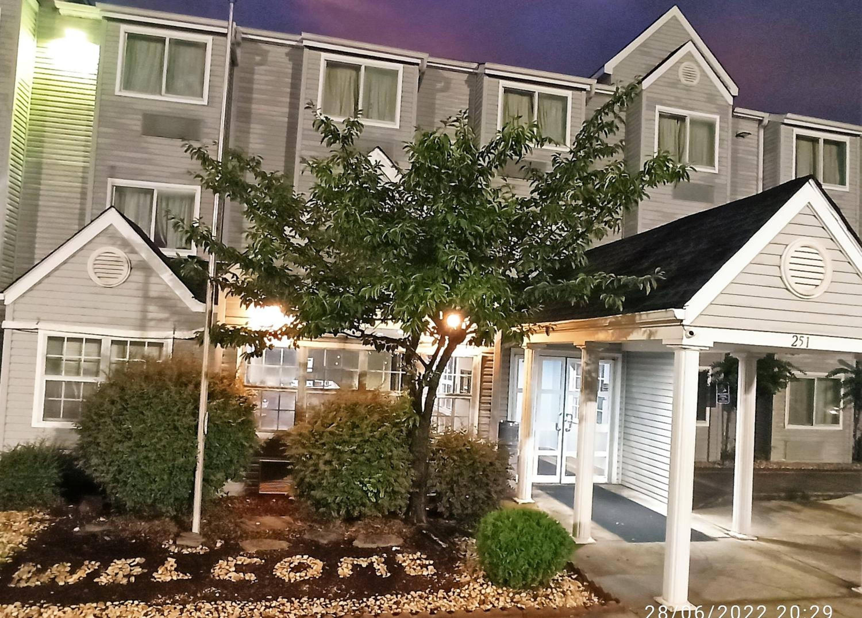 Budgetel Inn Birmingham view 3