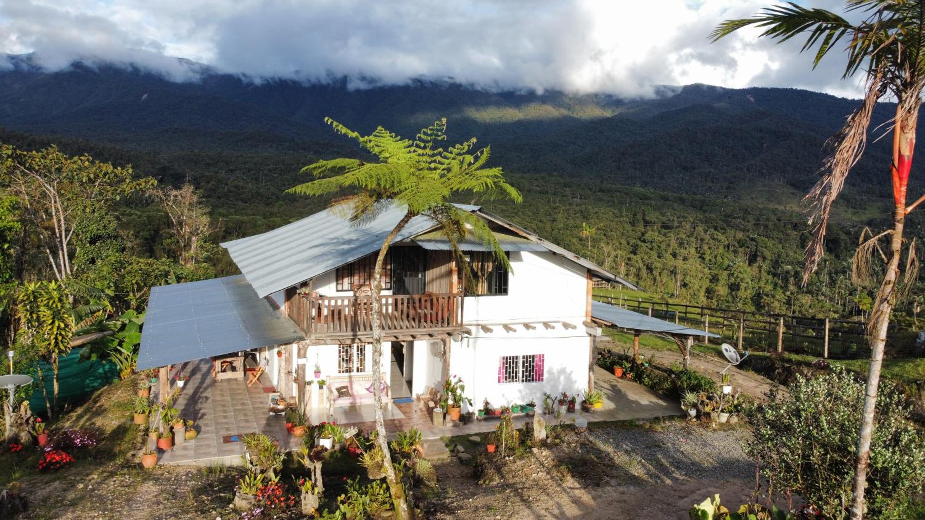 Hostal de la montaña ecoturismo