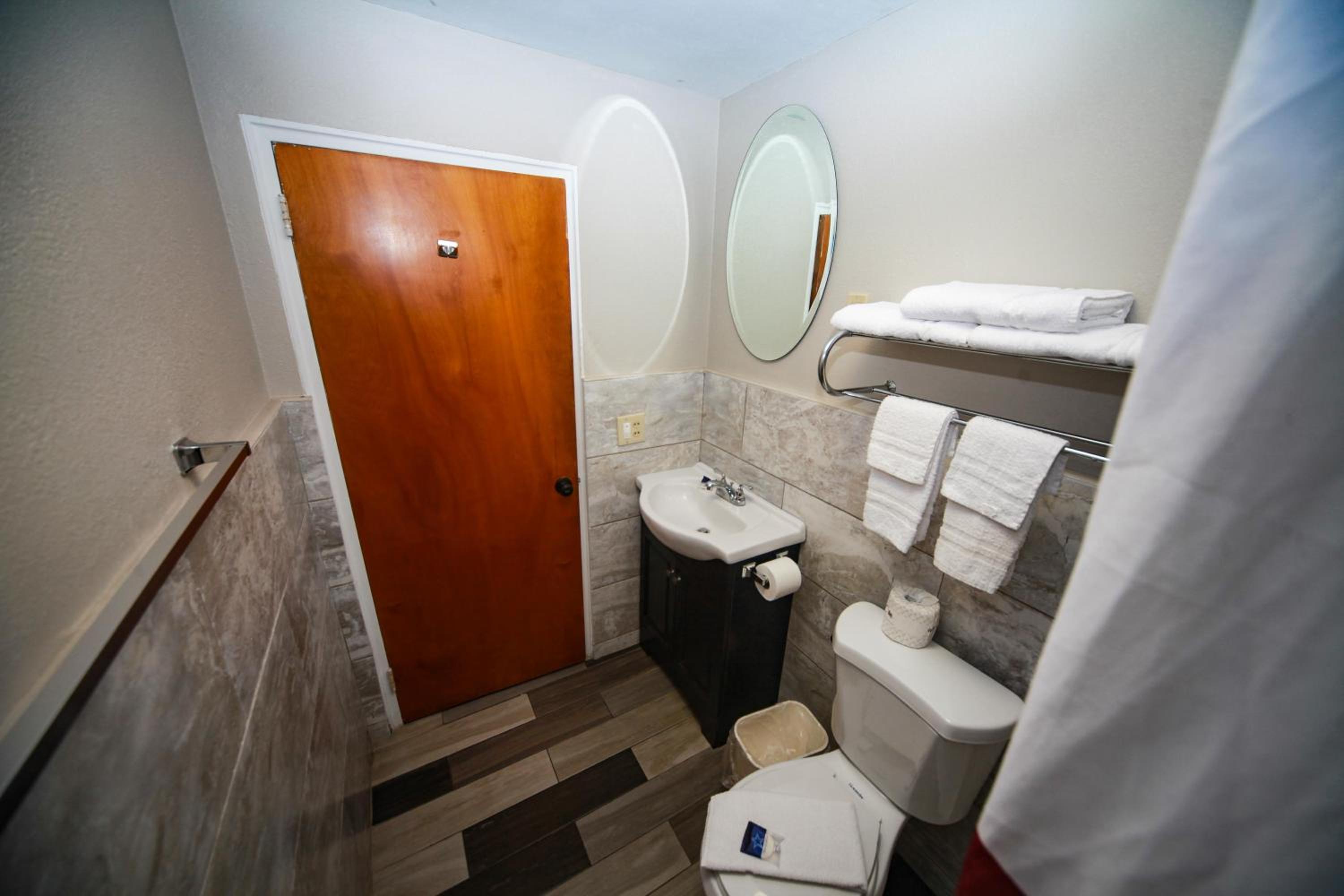 Relax Inn Bradford, photo 20