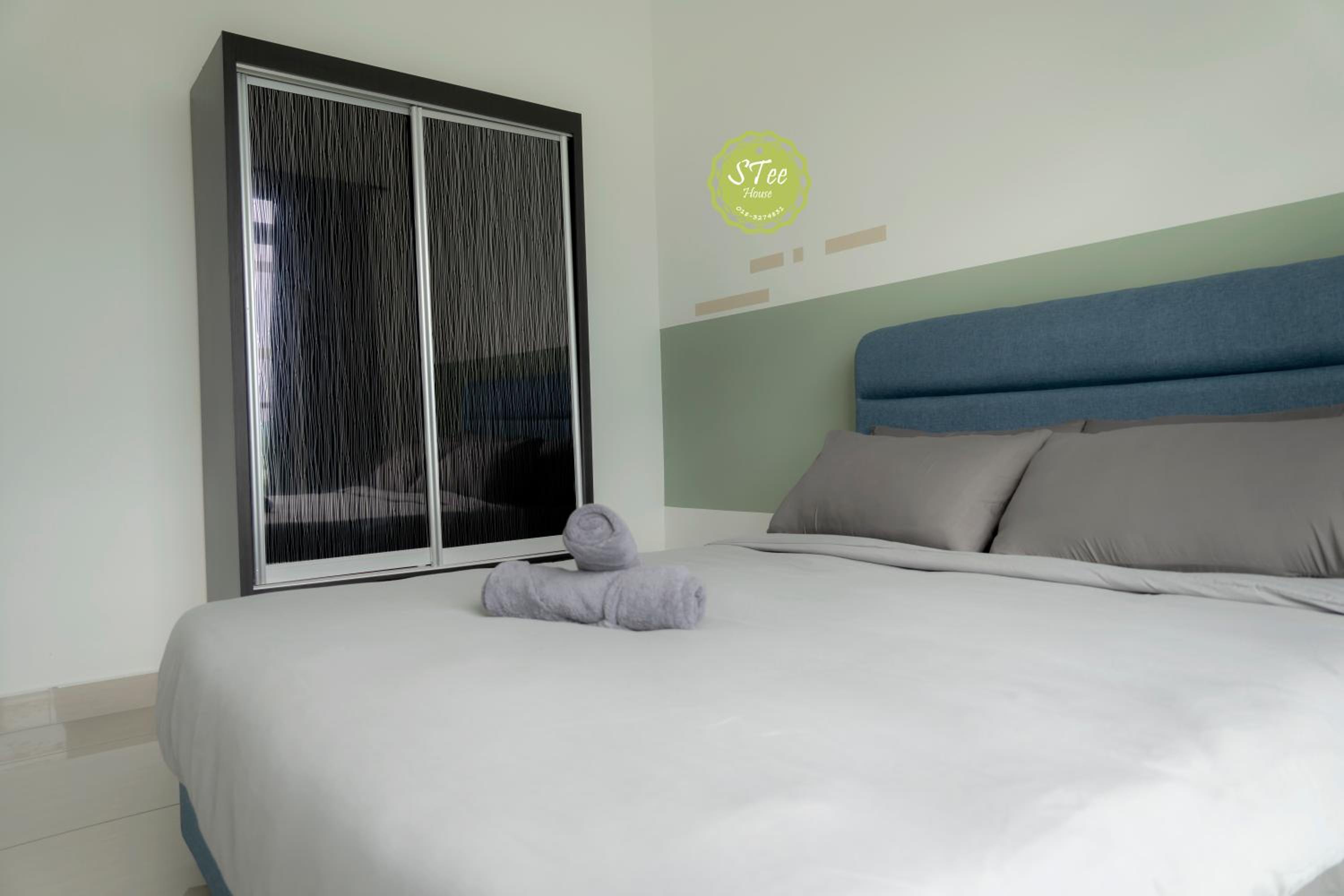 Tranquility-4pax -Mount Austin-Netflix-Ikea-Toppen-Jusco-JB