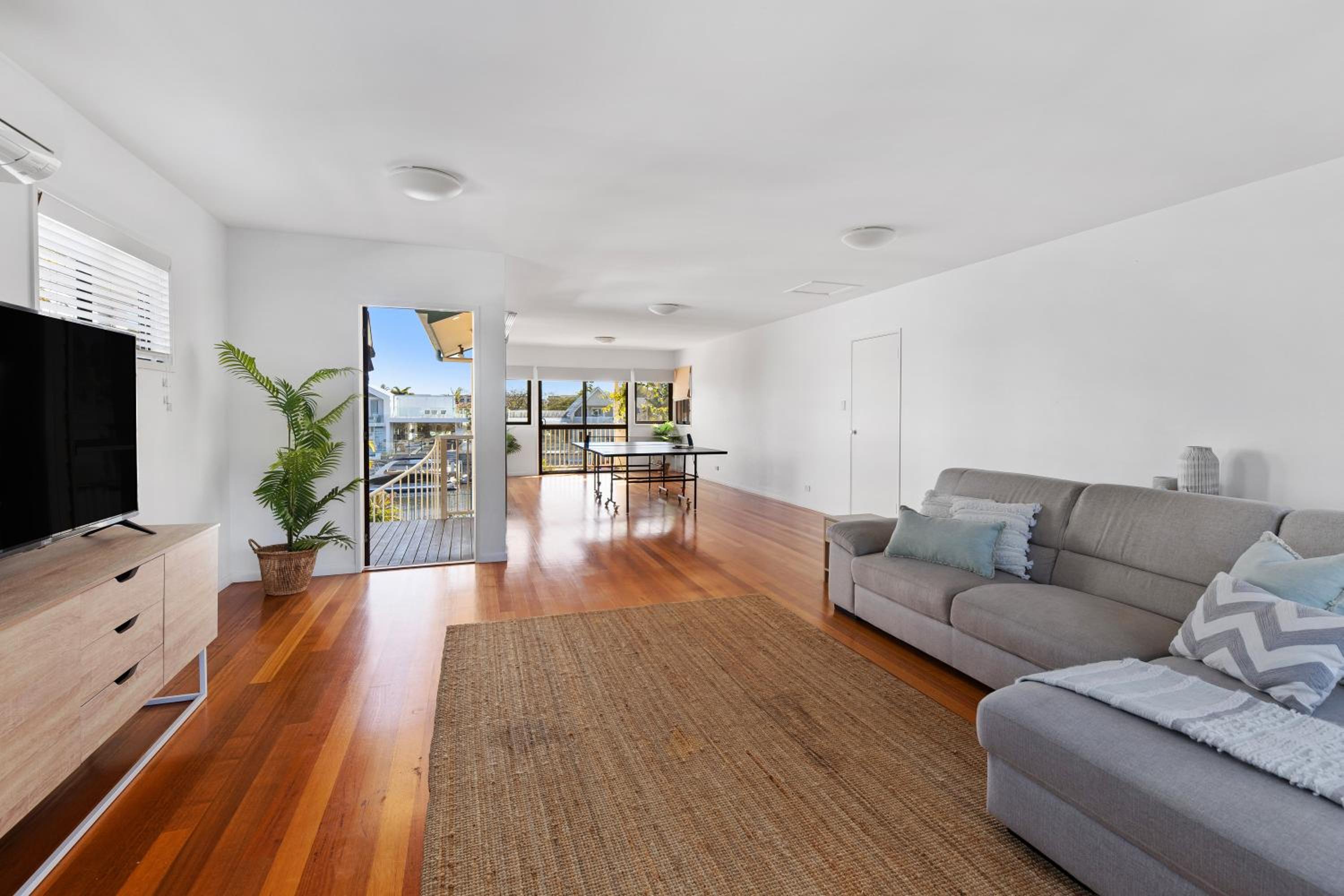 Noosa Riverfront Splendour, Ideal for Families