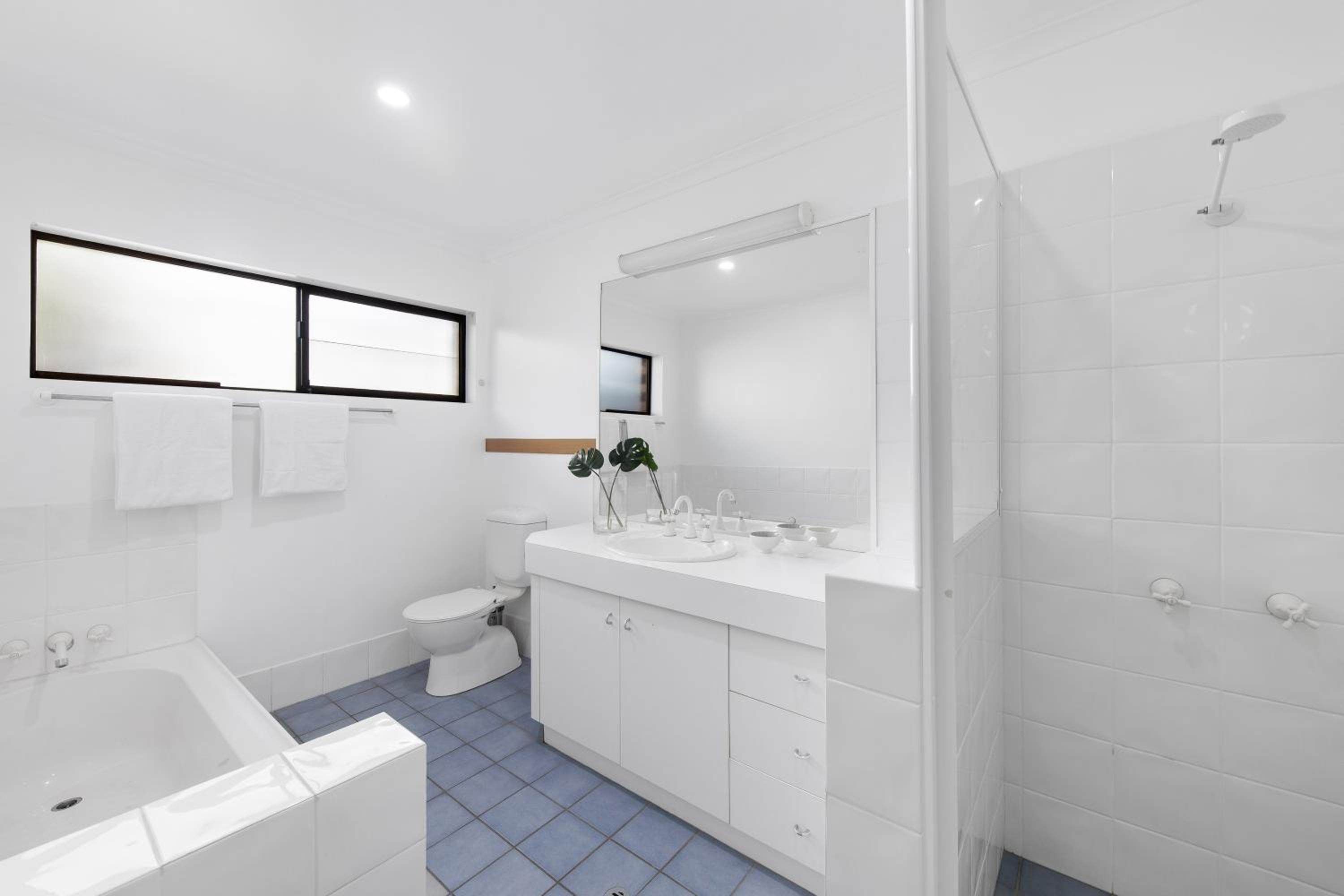 Noosa Riverfront Splendour, Ideal for Families