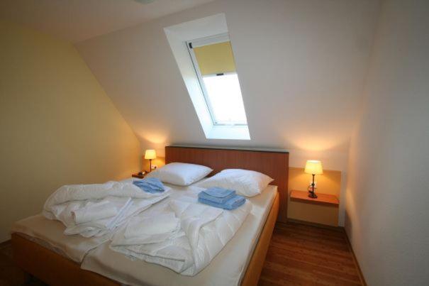 HP Touristik - Seepark Burhave 2