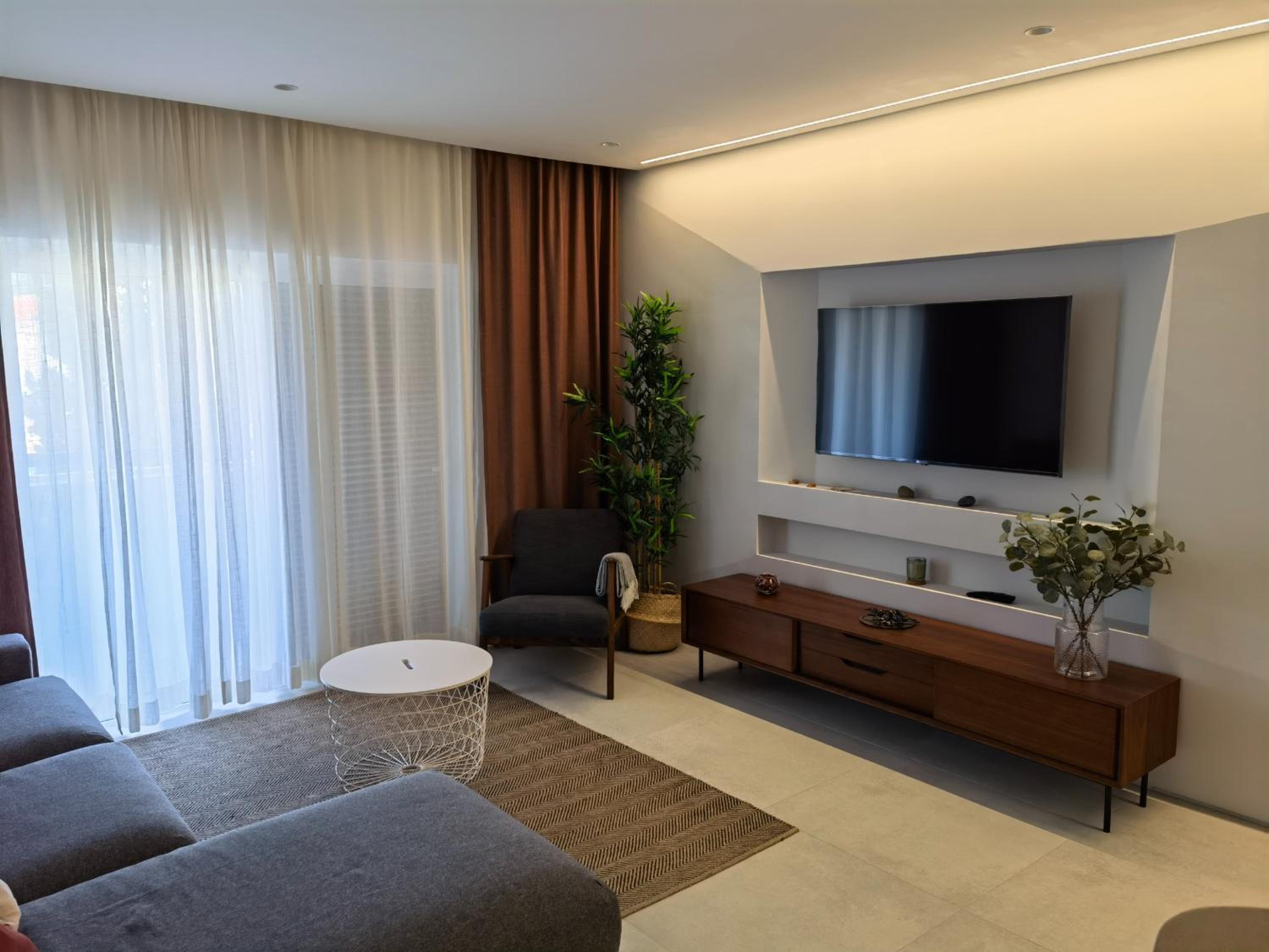 211 Apartamento moderno com vista para a piscina no centro da cidade view 5