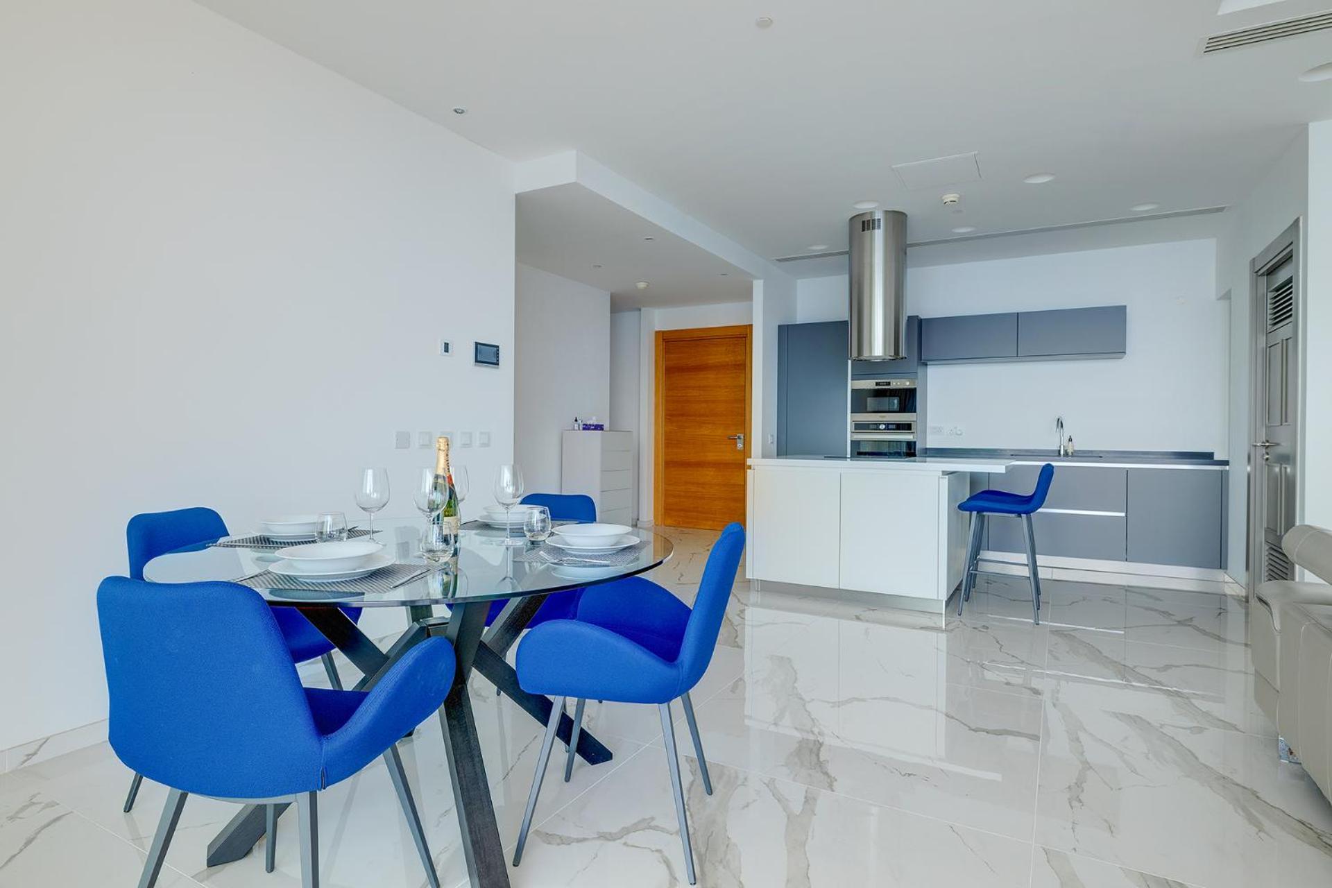 Super Luxury Apartment in Tigne Point, Amazing Sea Views view 5