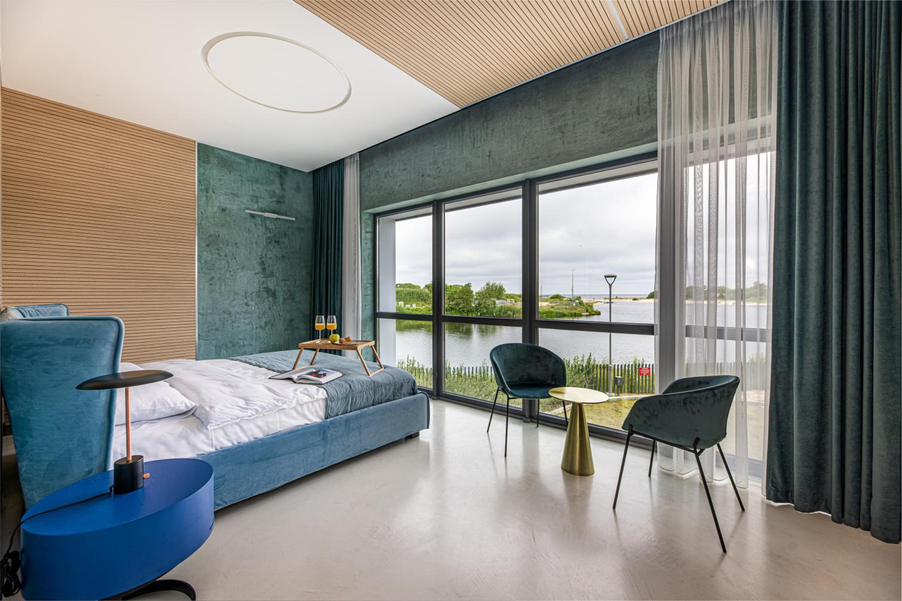 SELLING SUNSET, 2BD SEA VIEW Apt, By Cohost view 5
