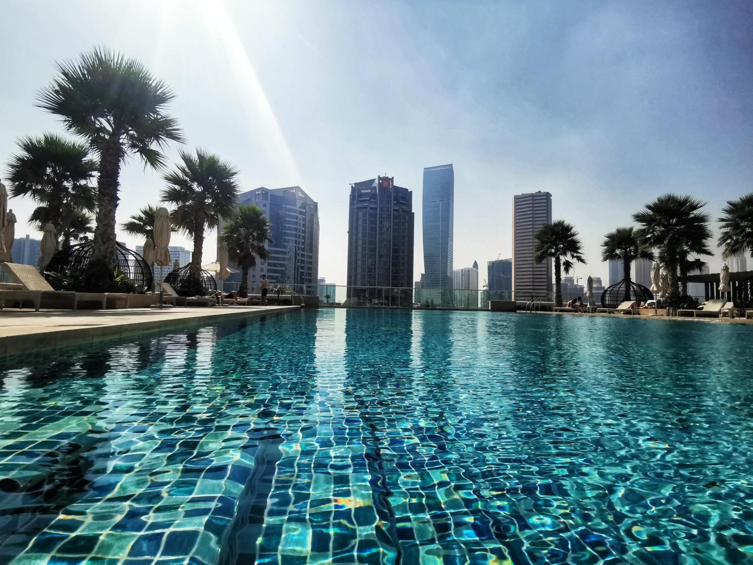 Vacay Lettings - Damac Prive studio with canal view