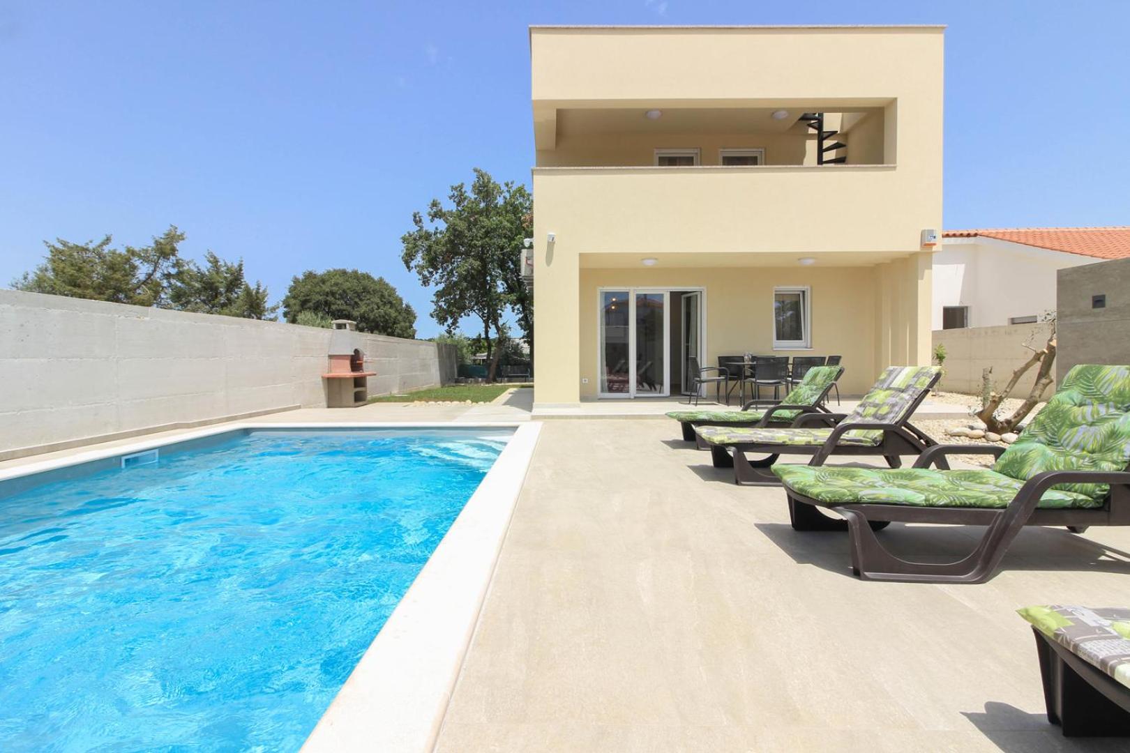 Villa Sunshine with private Hydromassage Pool near the beach view 5