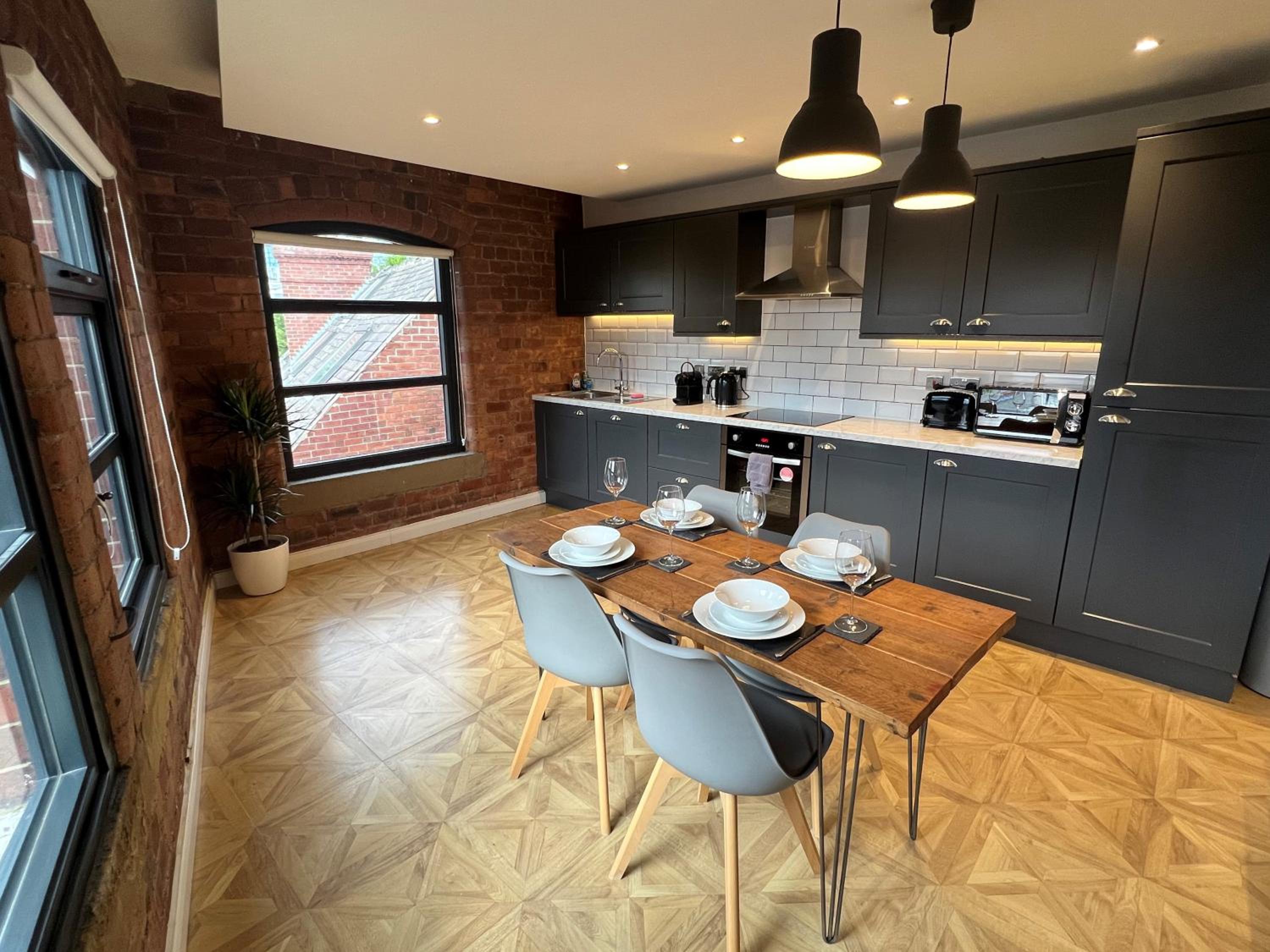 Aire Apartments New York Styled Luxury Apartments - Image 4
