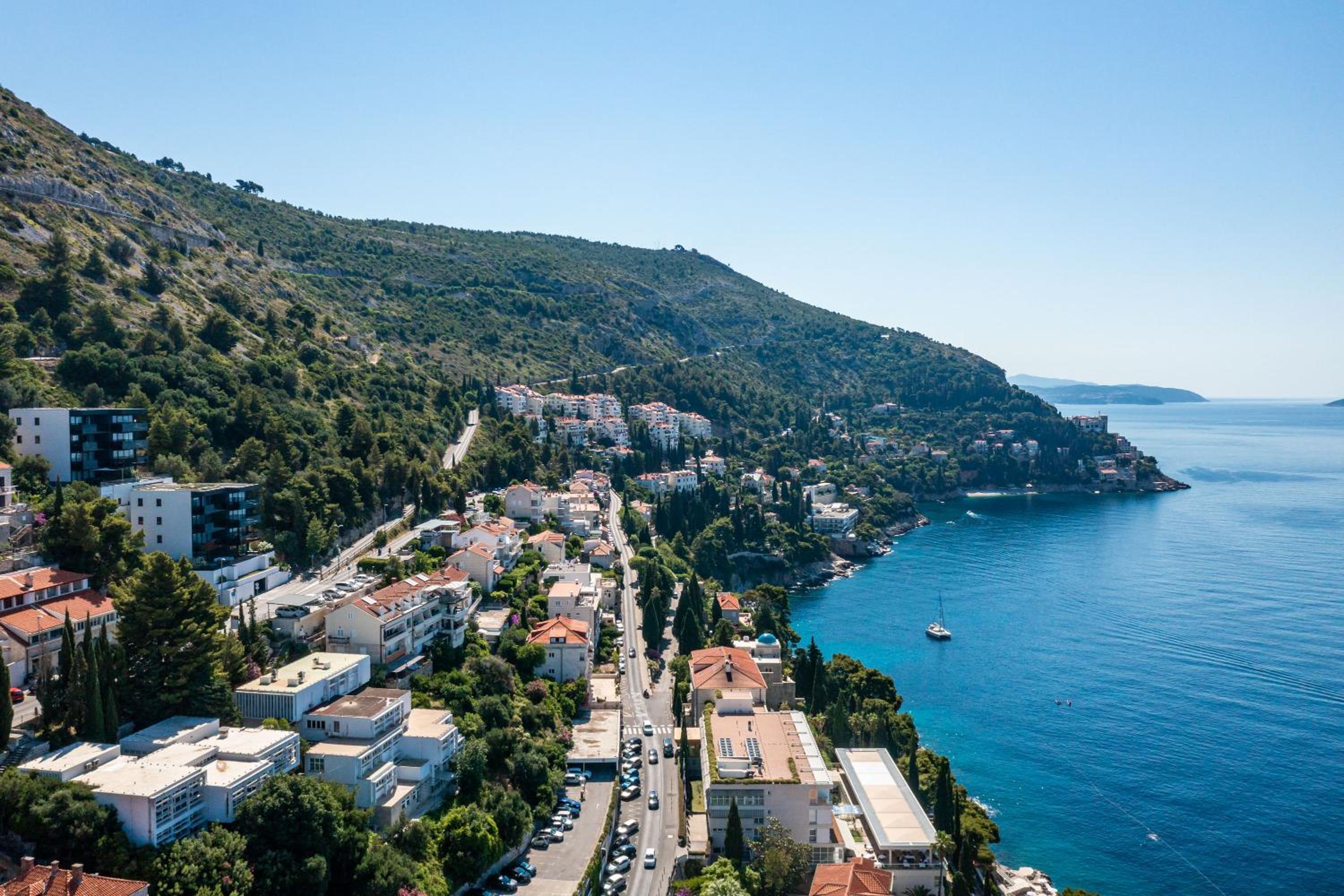 Luxury 2 BD Apartment Ika Marie - Dubrovnik Old Town with Jacuzzi and Parking