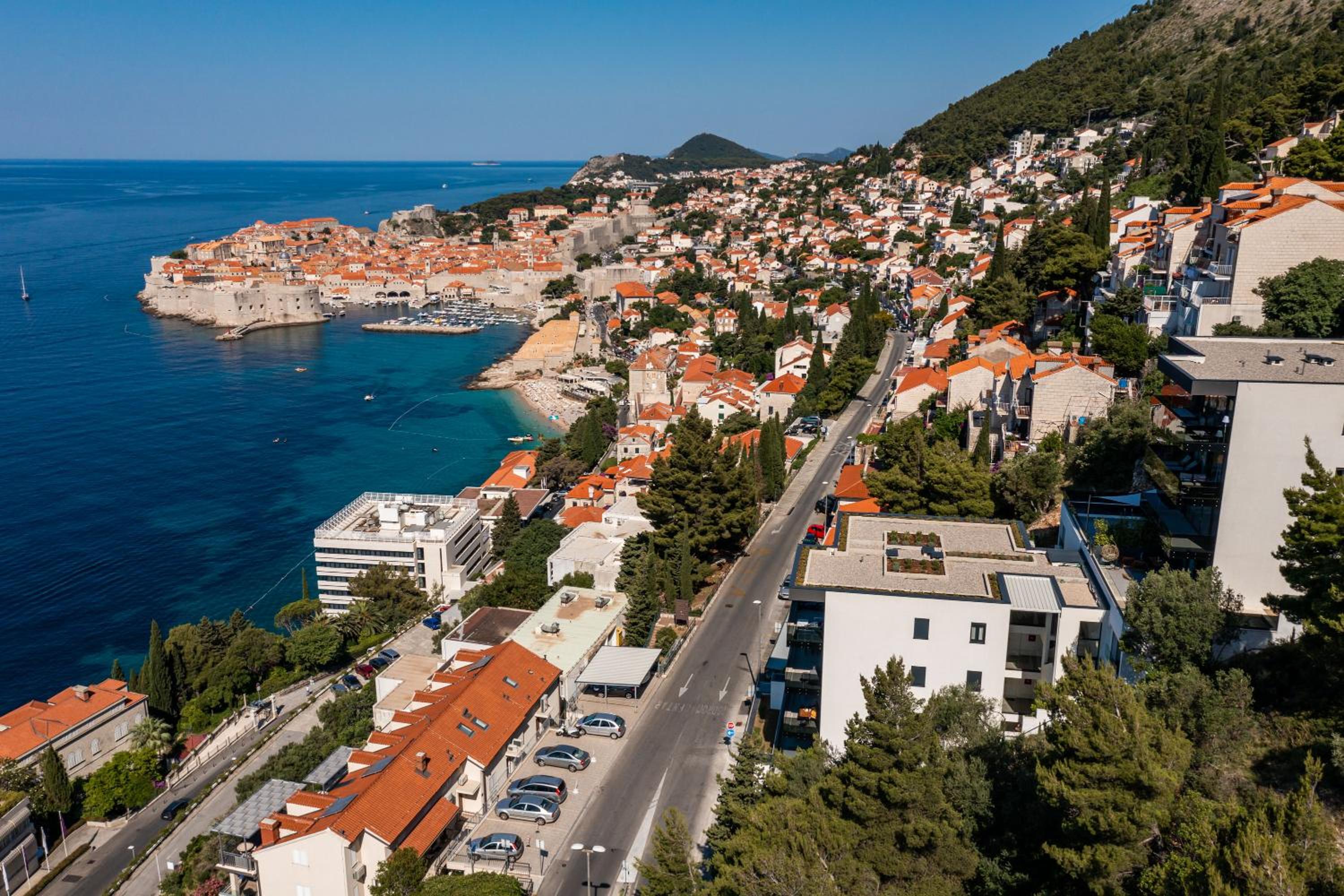 Luxury 2 BD Apartment Ika Marie - Dubrovnik Old Town with Jacuzzi and Parking
