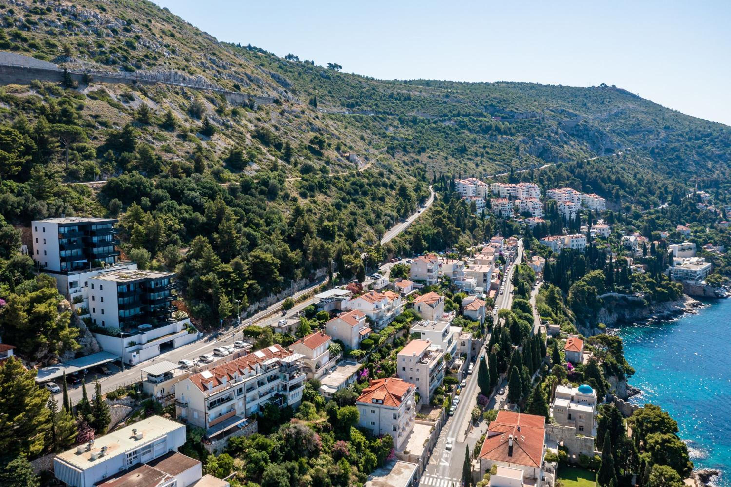 Luxury 2 BD Apartment Ika Marie - Dubrovnik Old Town with Jacuzzi and Parking