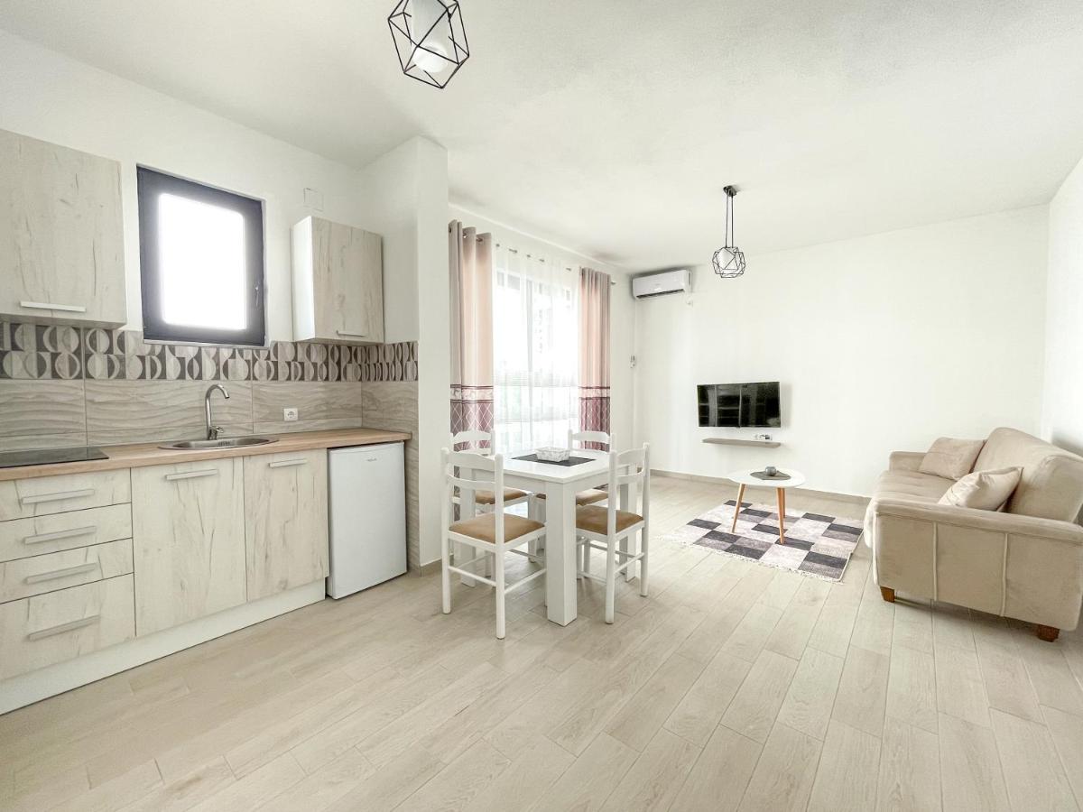 Rion Apartments photo 1