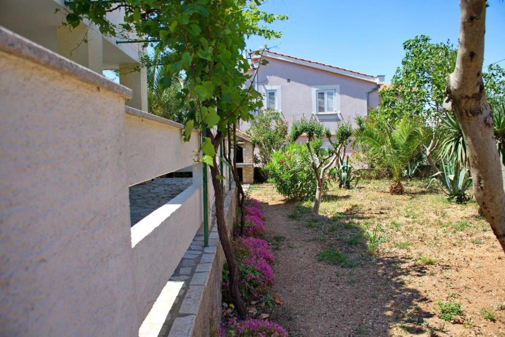 Two bedroom apartments Elvira view 5