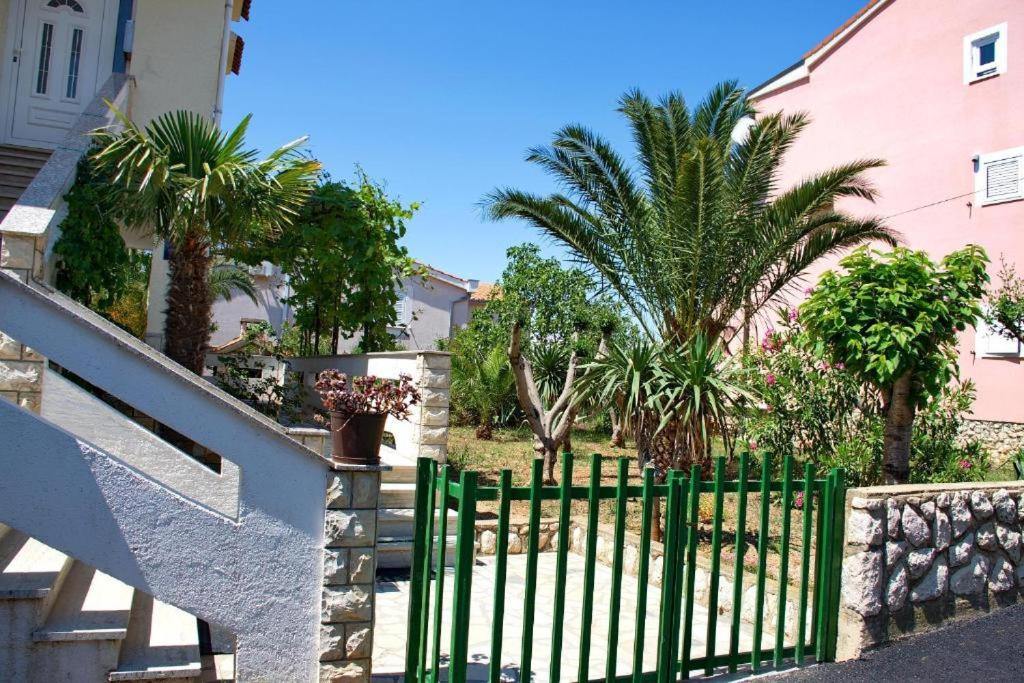Two bedroom apartments Elvira view 4