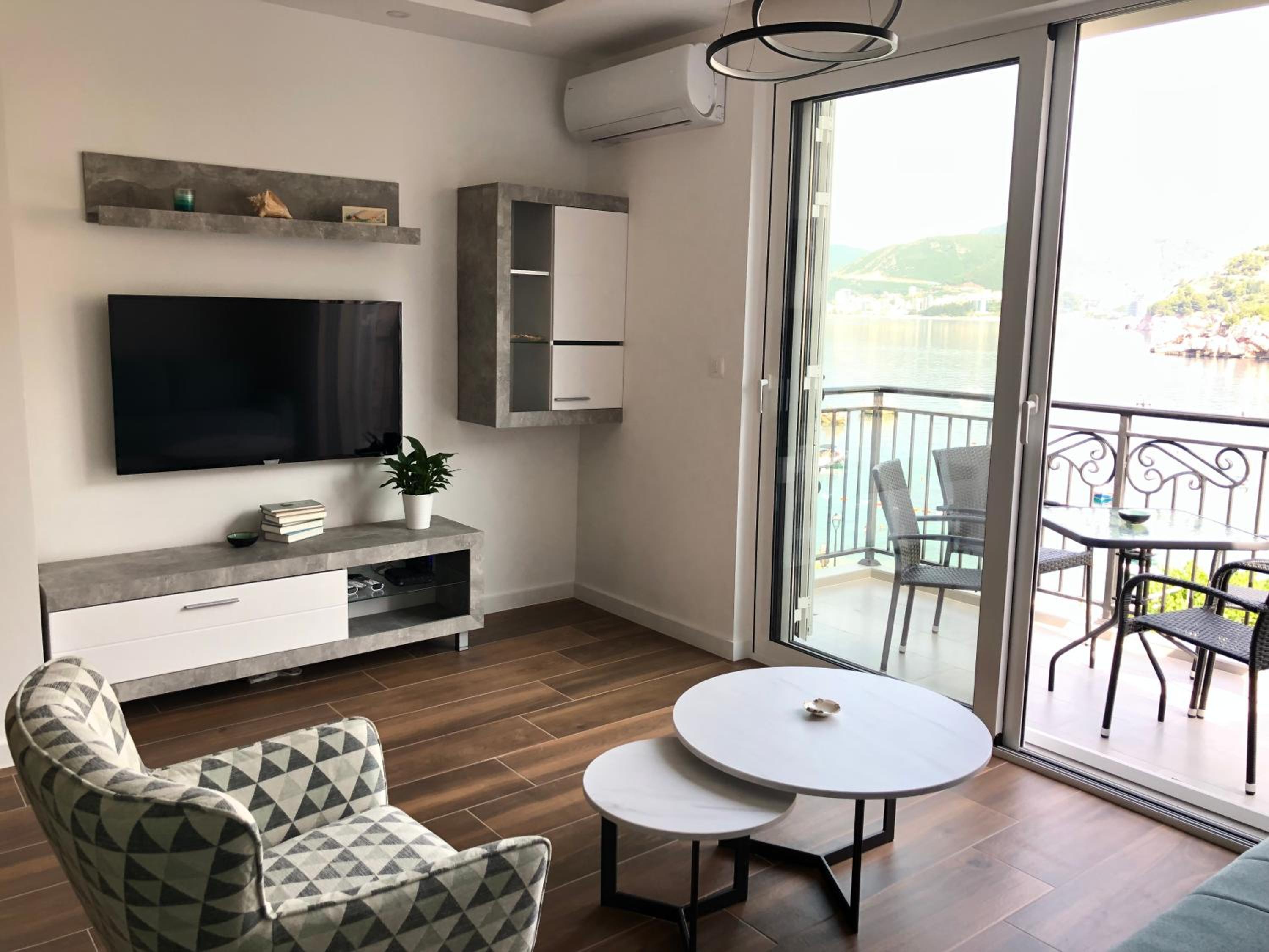 Apartment Sara with seaview photo 3
