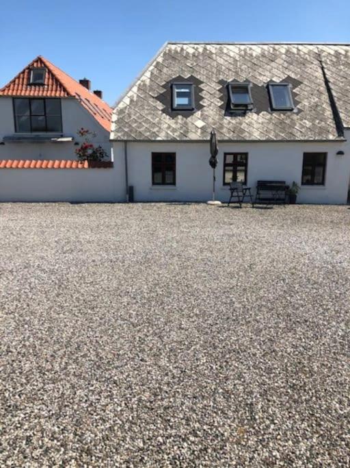 Lundseje Hønsehus view 3