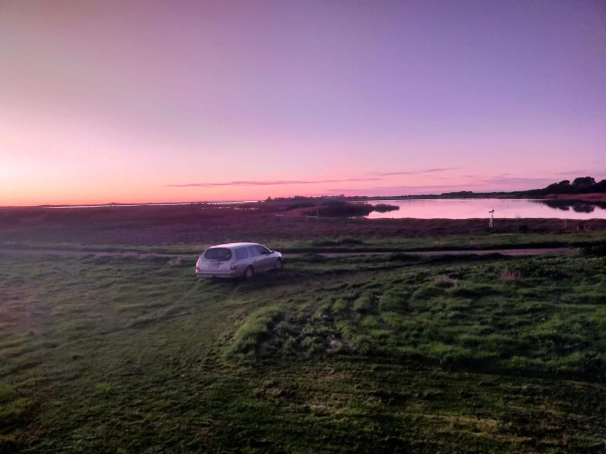 Coorong Island Retreat - Farm Stay at Pet Friendly Property