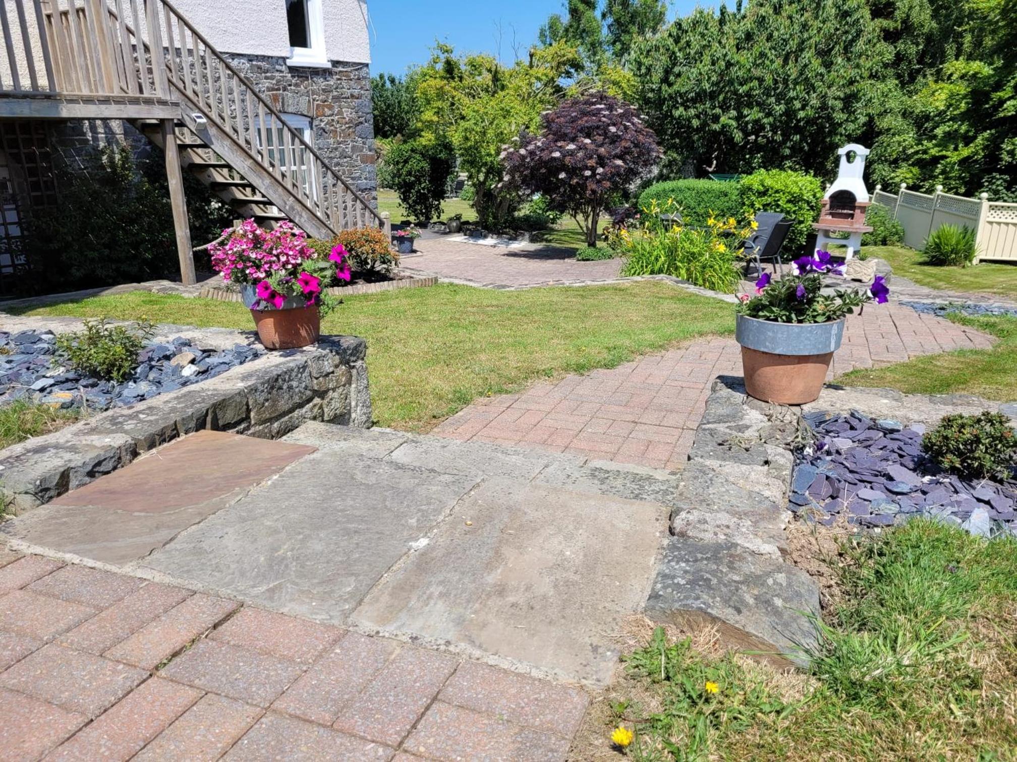 Photo 19