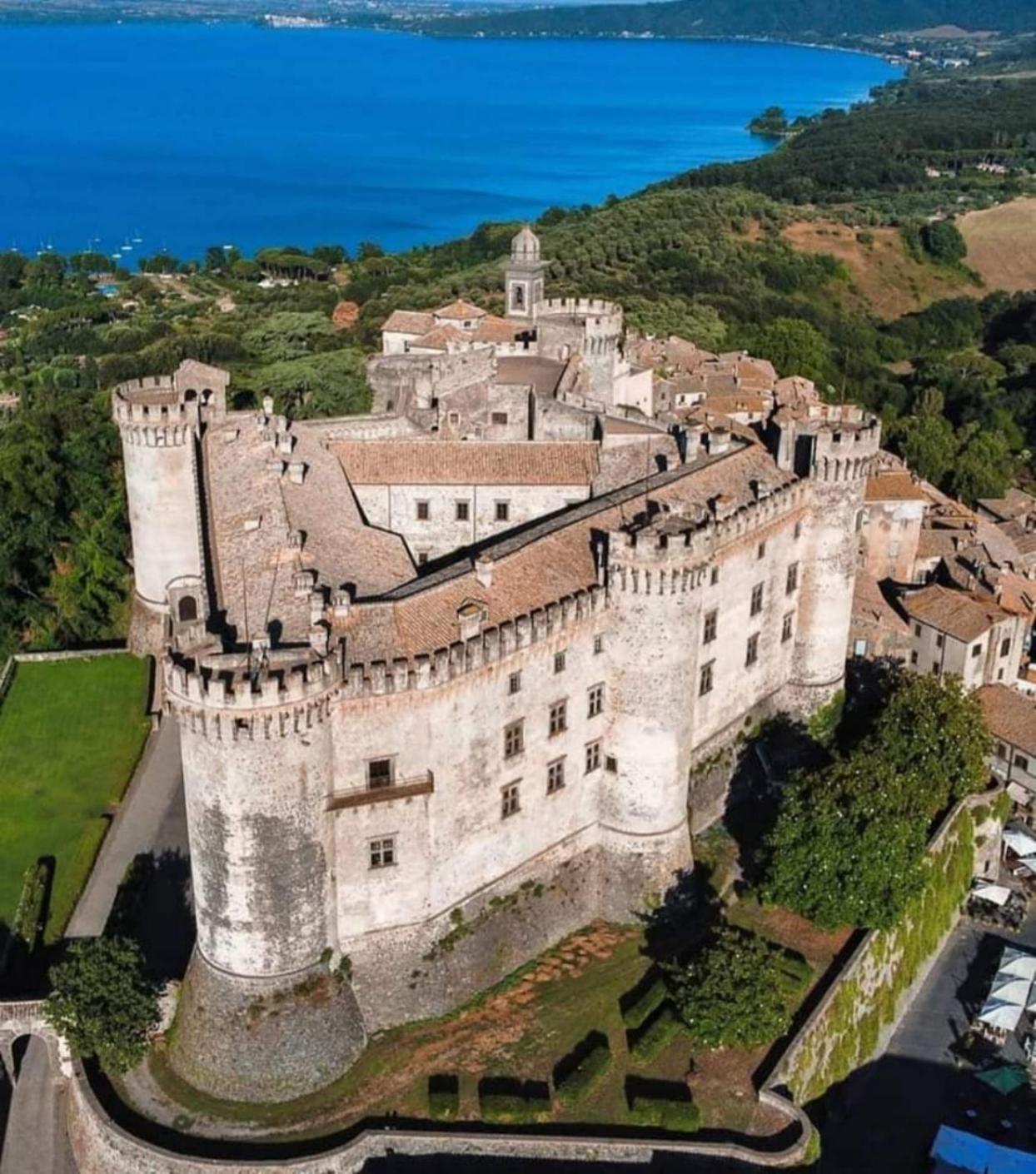 CASA PAOLINA NEL CENTRO DI BRACCIANO