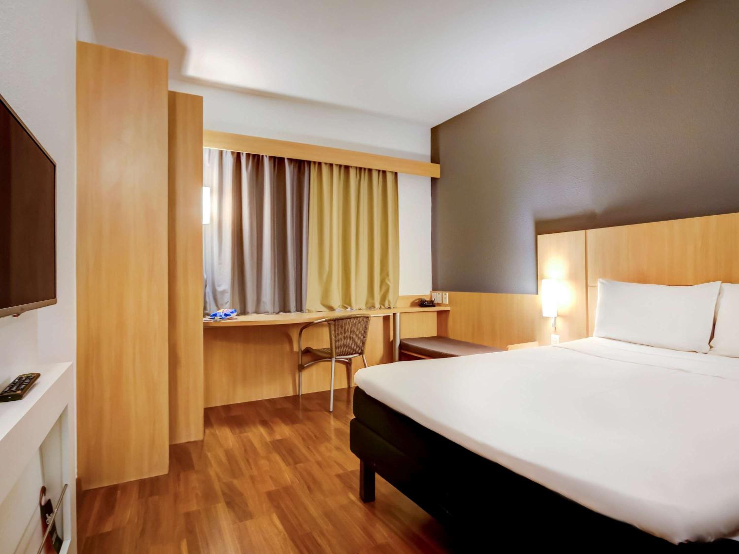 Vitoria Vacations - ibis Vitoria Praia do Canto - Property Image 3