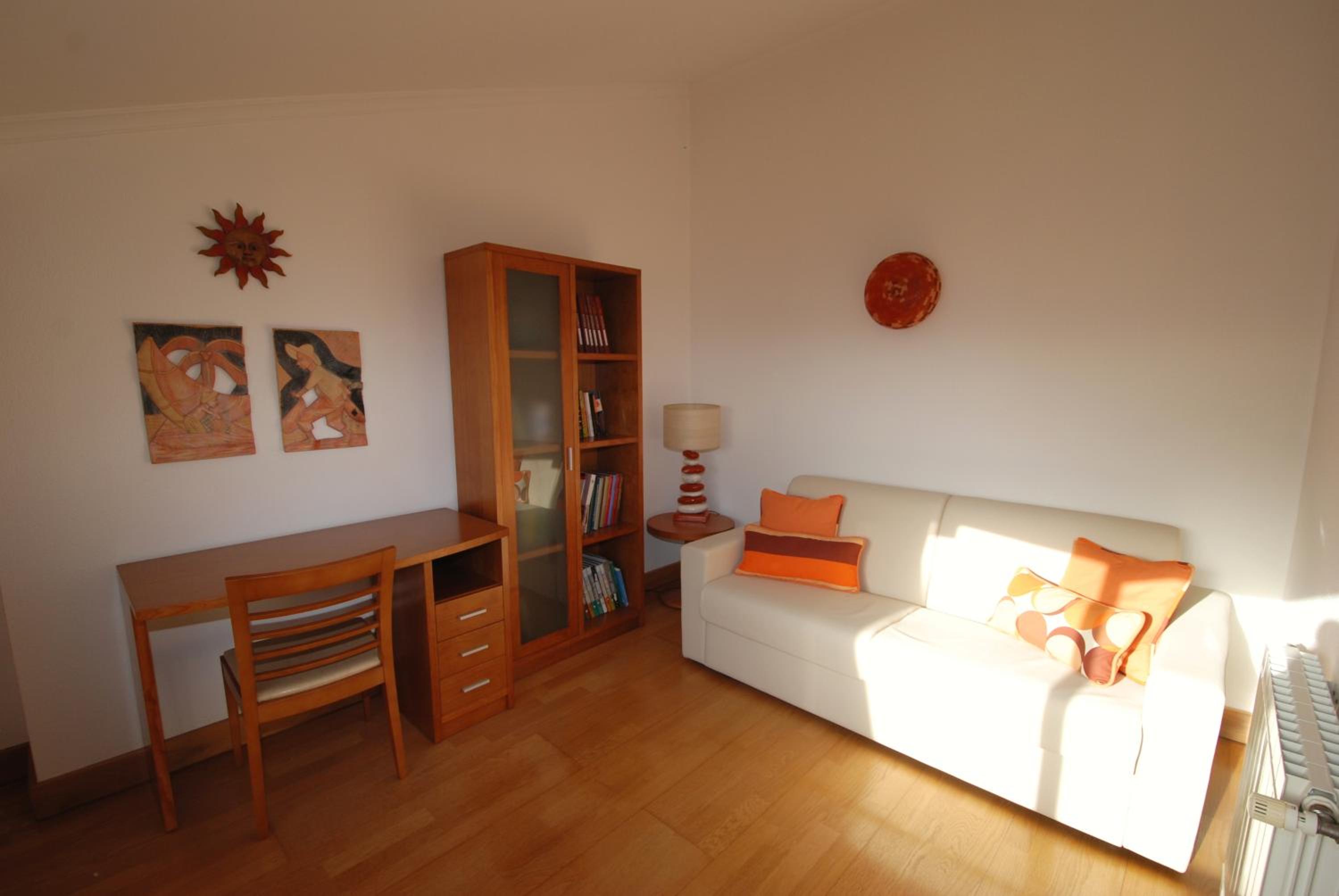 Ship - 4 bedroom duplex with sea and pool views, 1km from the beach view 4