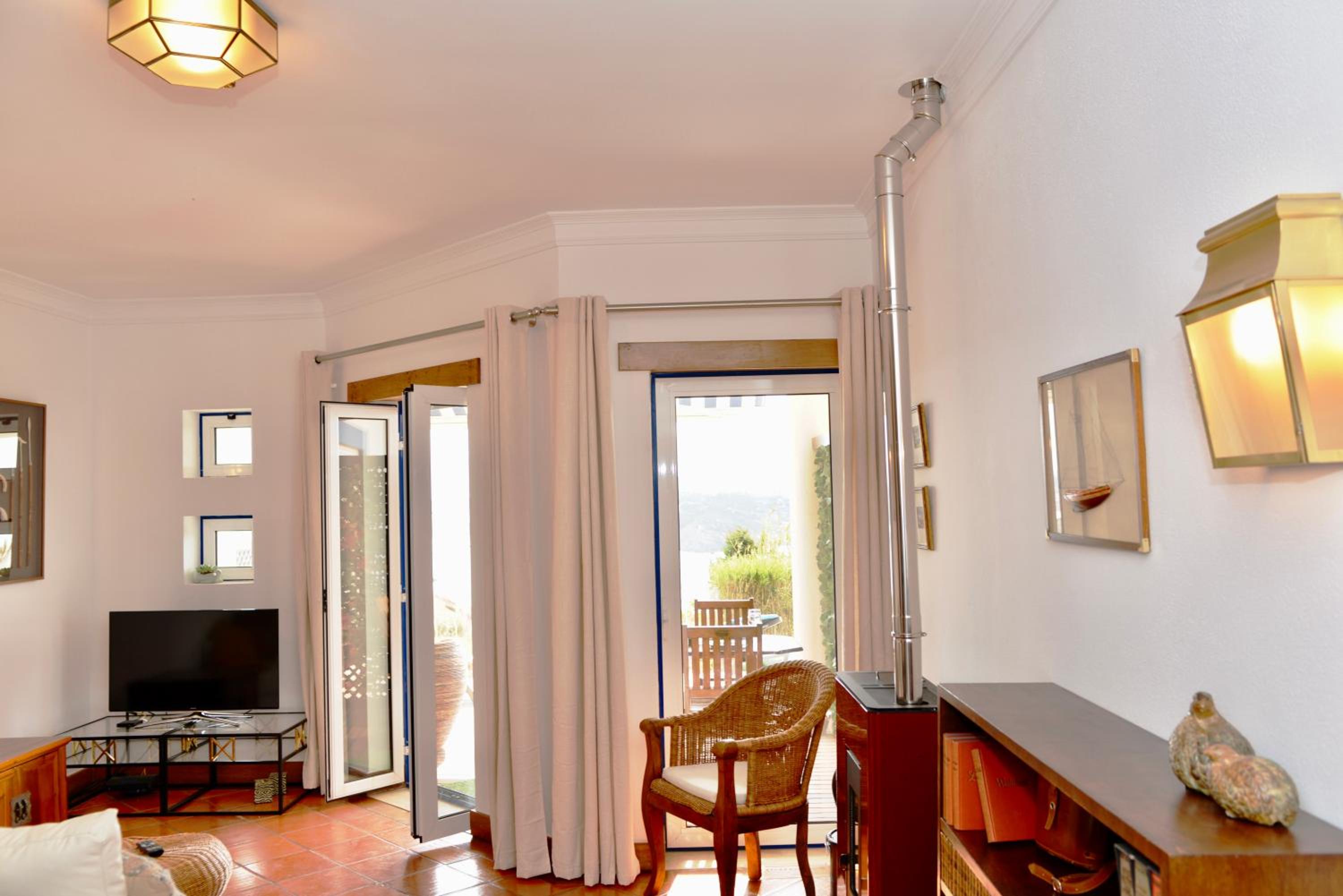 Sunset - Fantastic 1 bedroom apartment sleeps 4 in amazing complex view 4