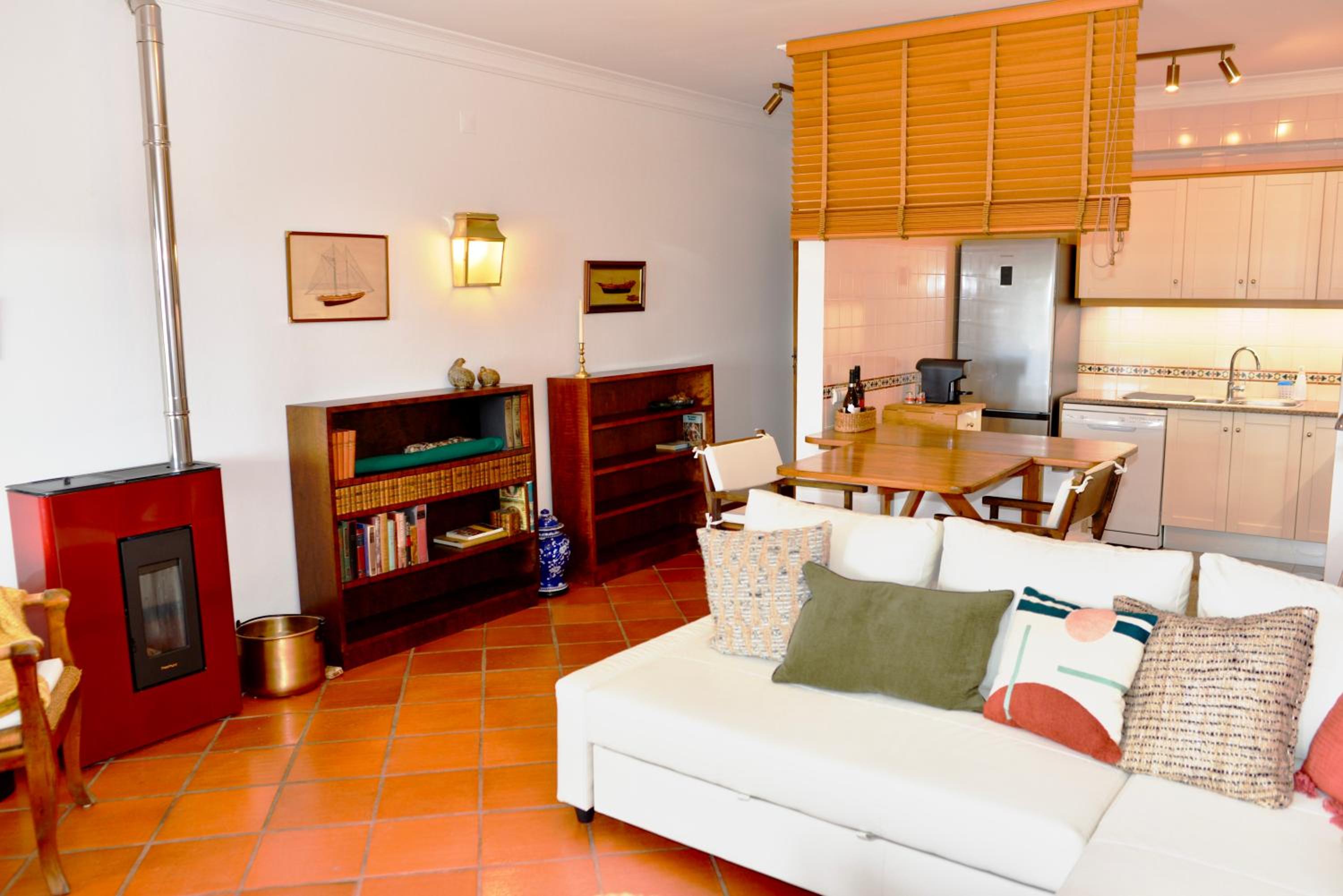 Sunset - Fantastic 1 bedroom apartment sleeps 4 in amazing complex view 5